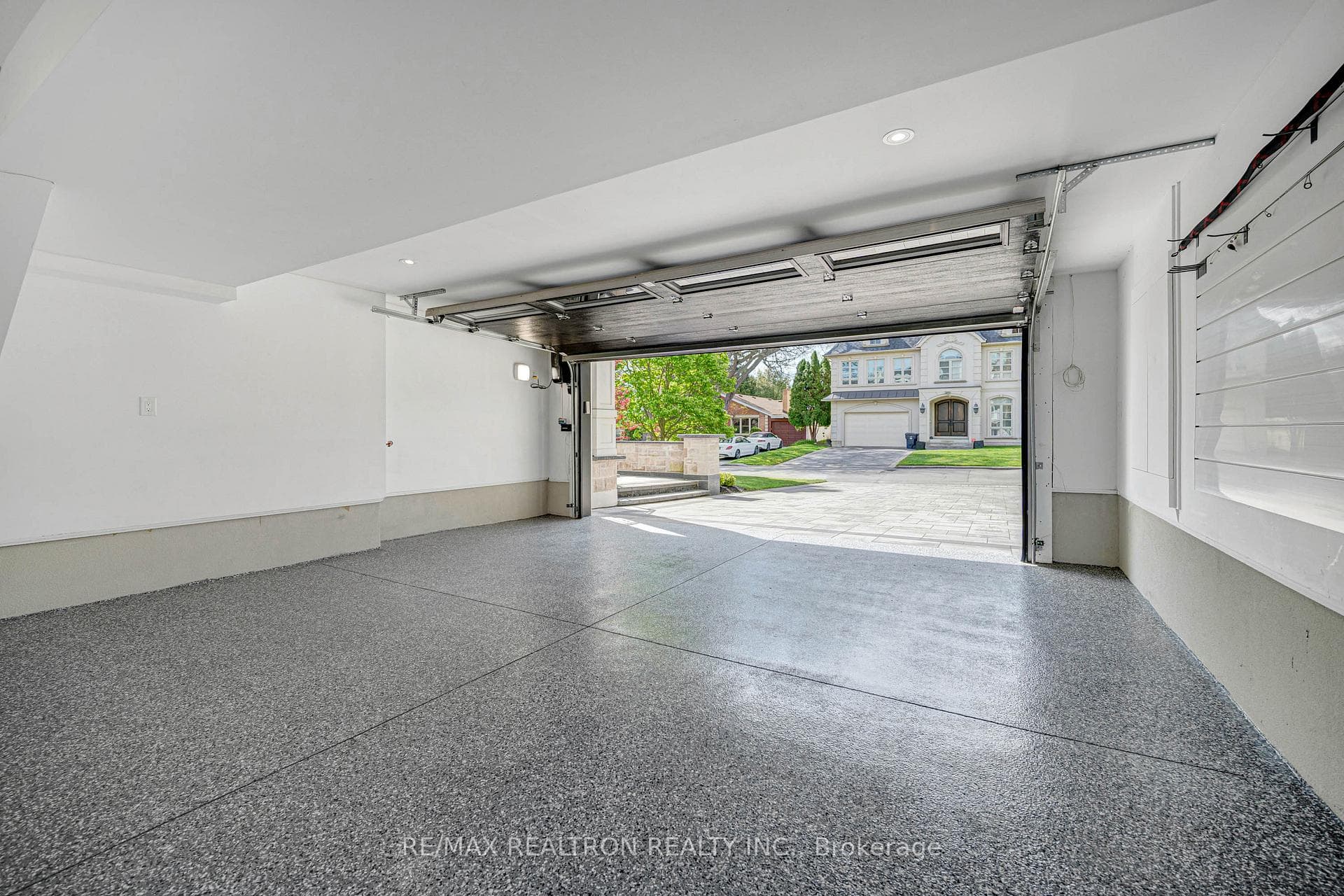 16 Ballyronan Road - Detached photo 35 of 37 in Don Mills / Parkwoods / Victoria Village, Ontario