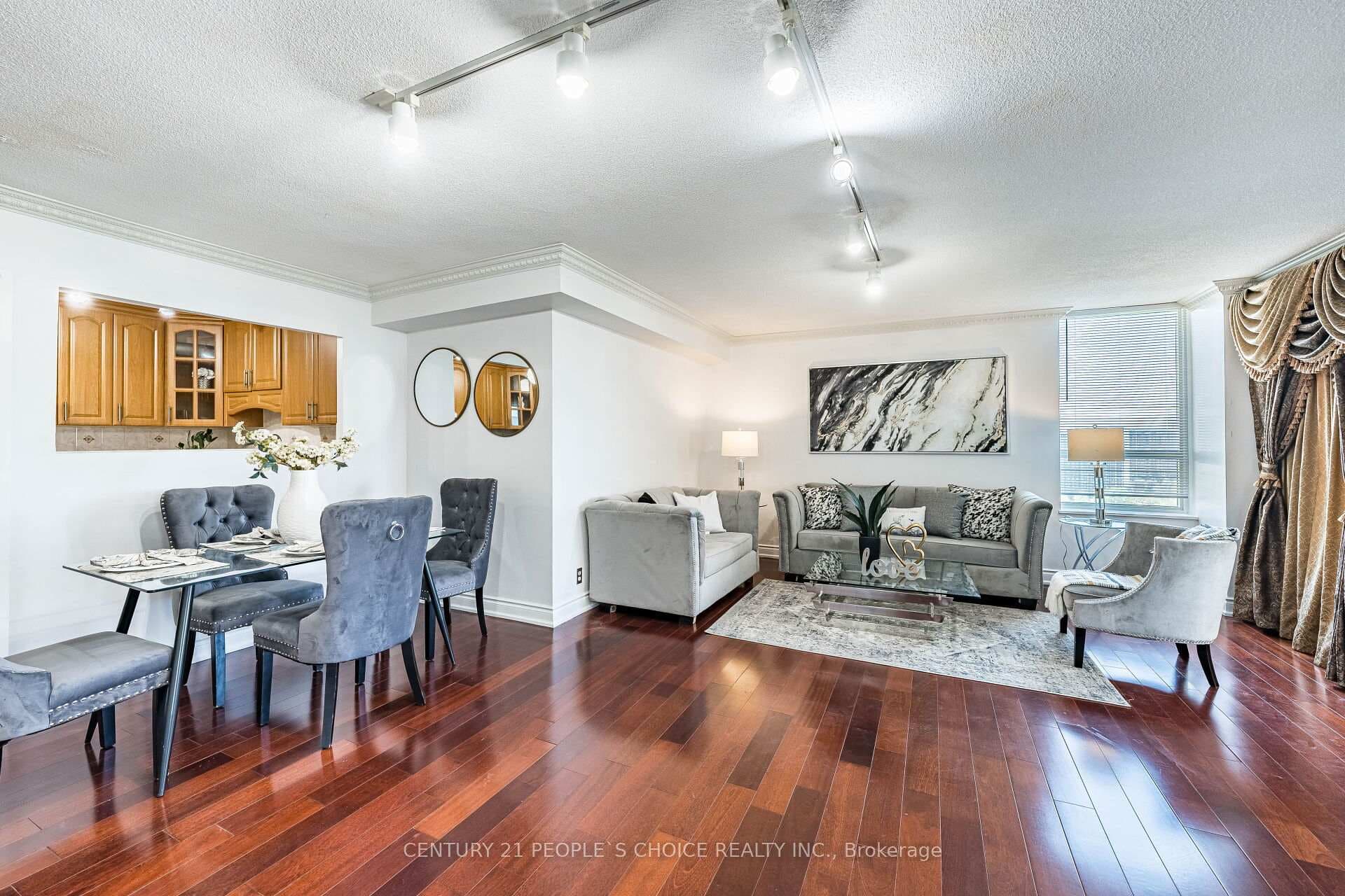 195 Wynford Drive Unit 1602 - Condo photo 9 of 37 in Flemingdon Park / Don Mills, Ontario
