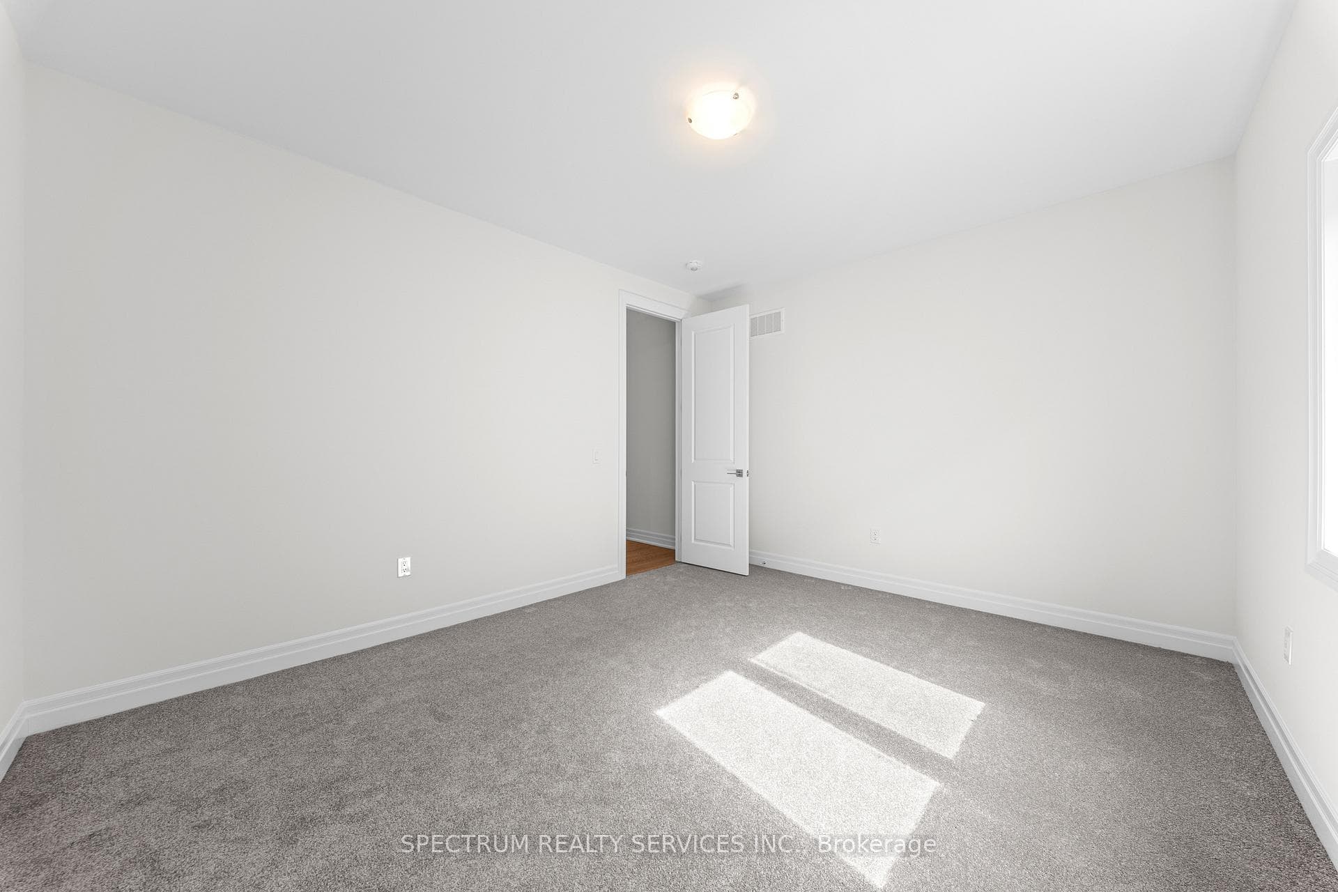 17 Mosswood Trail - Detached photo 33 of 50 in Brampton, Ontario