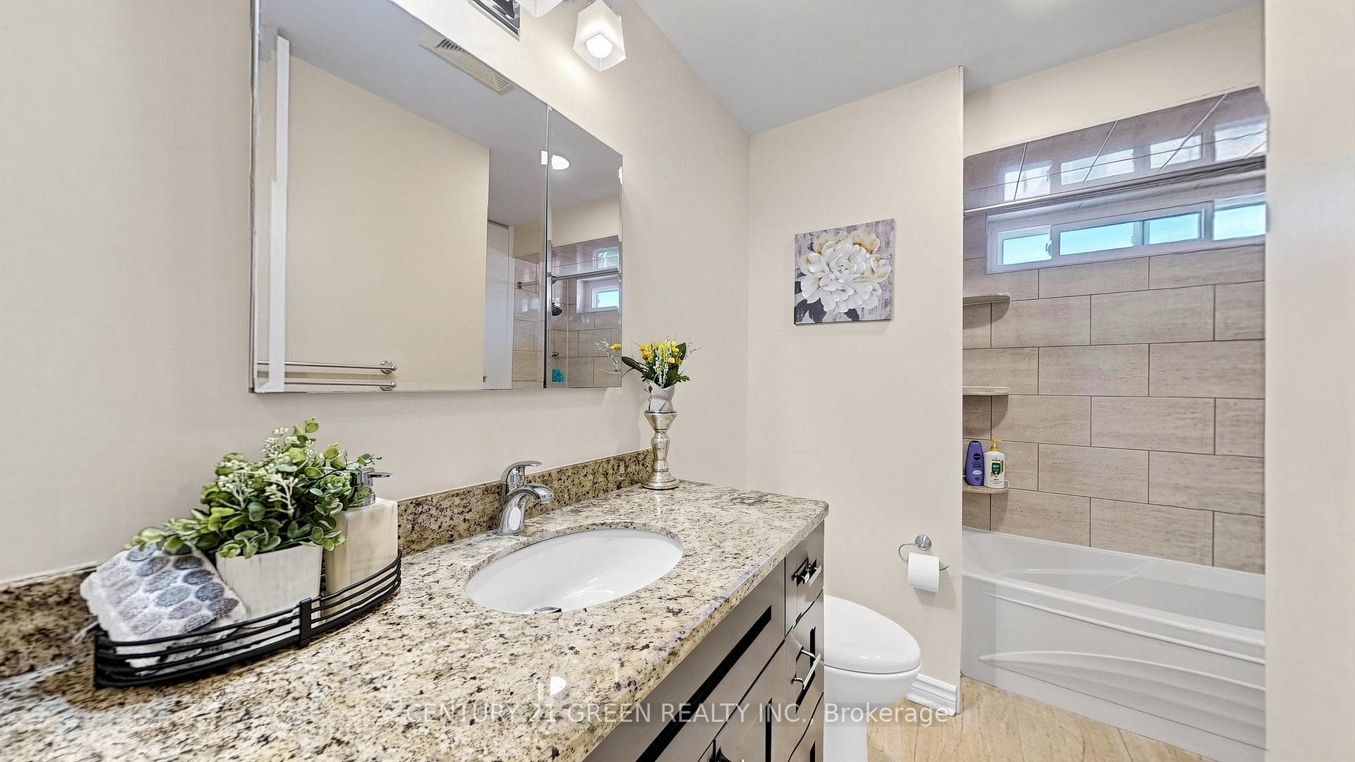 95 Kearney Drive - Detached photo 28 of 45 in Etobicoke (West Mall / Rexdale), Ontario