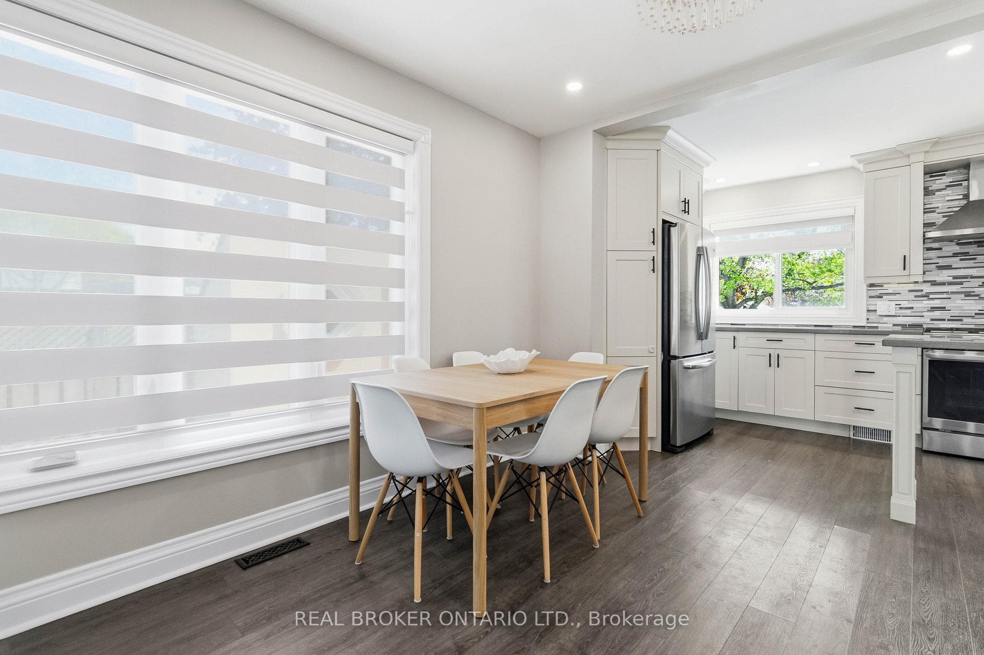 5048 HASWELL Lane - Semi-Detached photo 11 of 49 in Burlington, Ontario