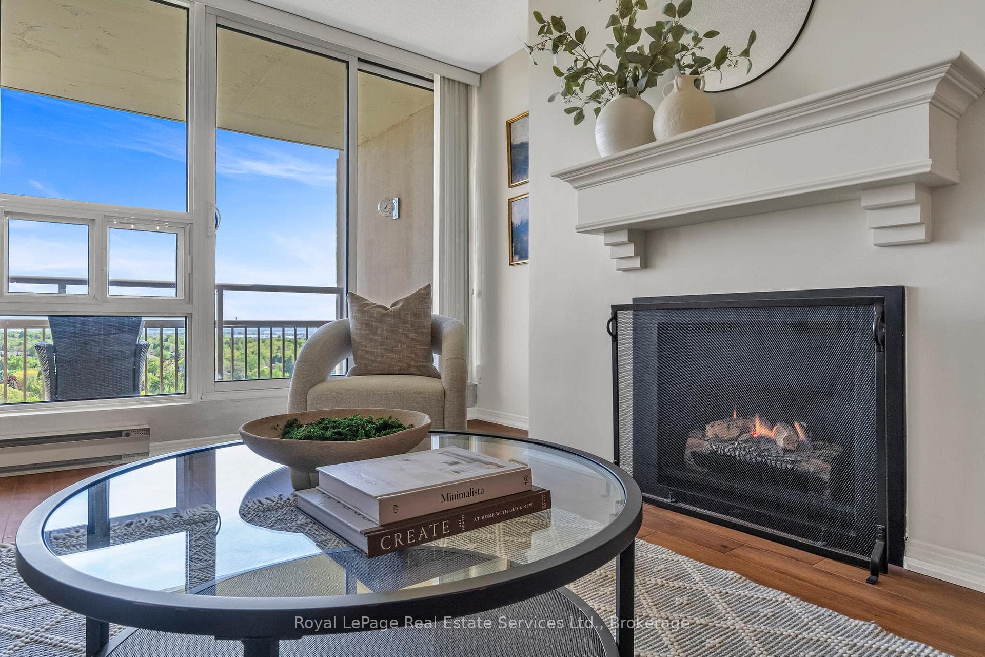 1359 White Oaks Boulevard Unit 1810 - Condo photo 10 of 32 in Oakville, Ontario