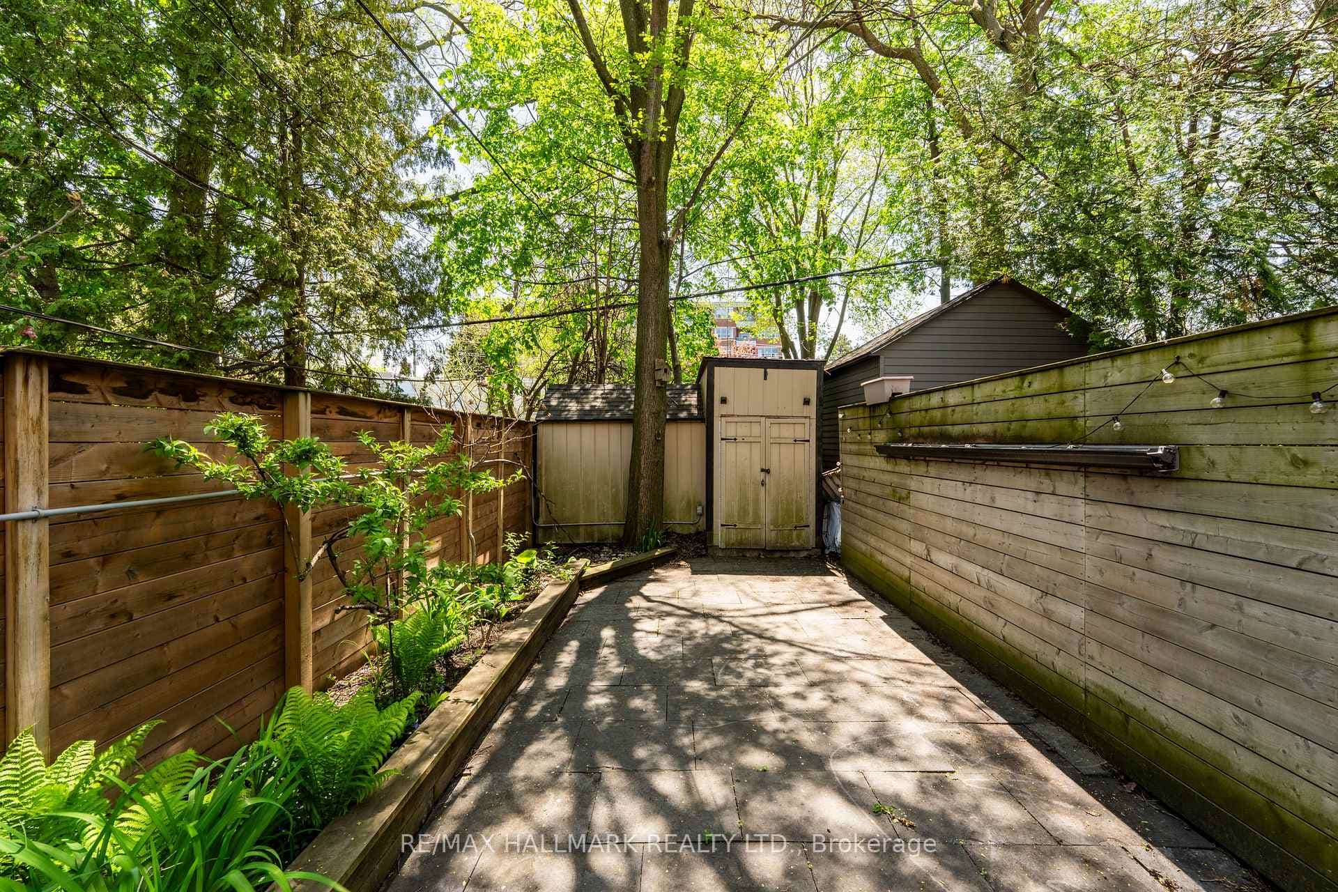 17 Mountalan Avenue - Semi-Detached photo 40 of 42 in Riverdale / Leslieville, Ontario