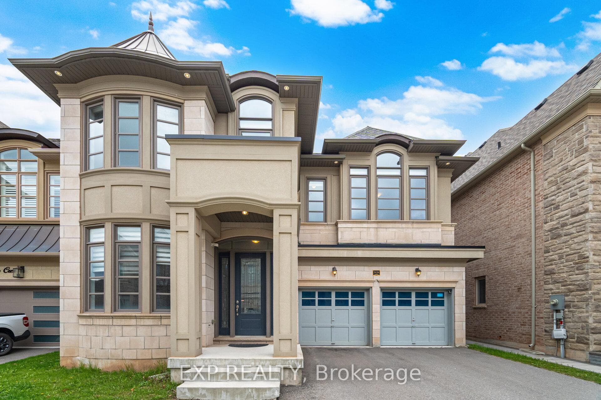 3128 Parsonage Crescent - Detached photo 1 of 47 in Oakville, Ontario