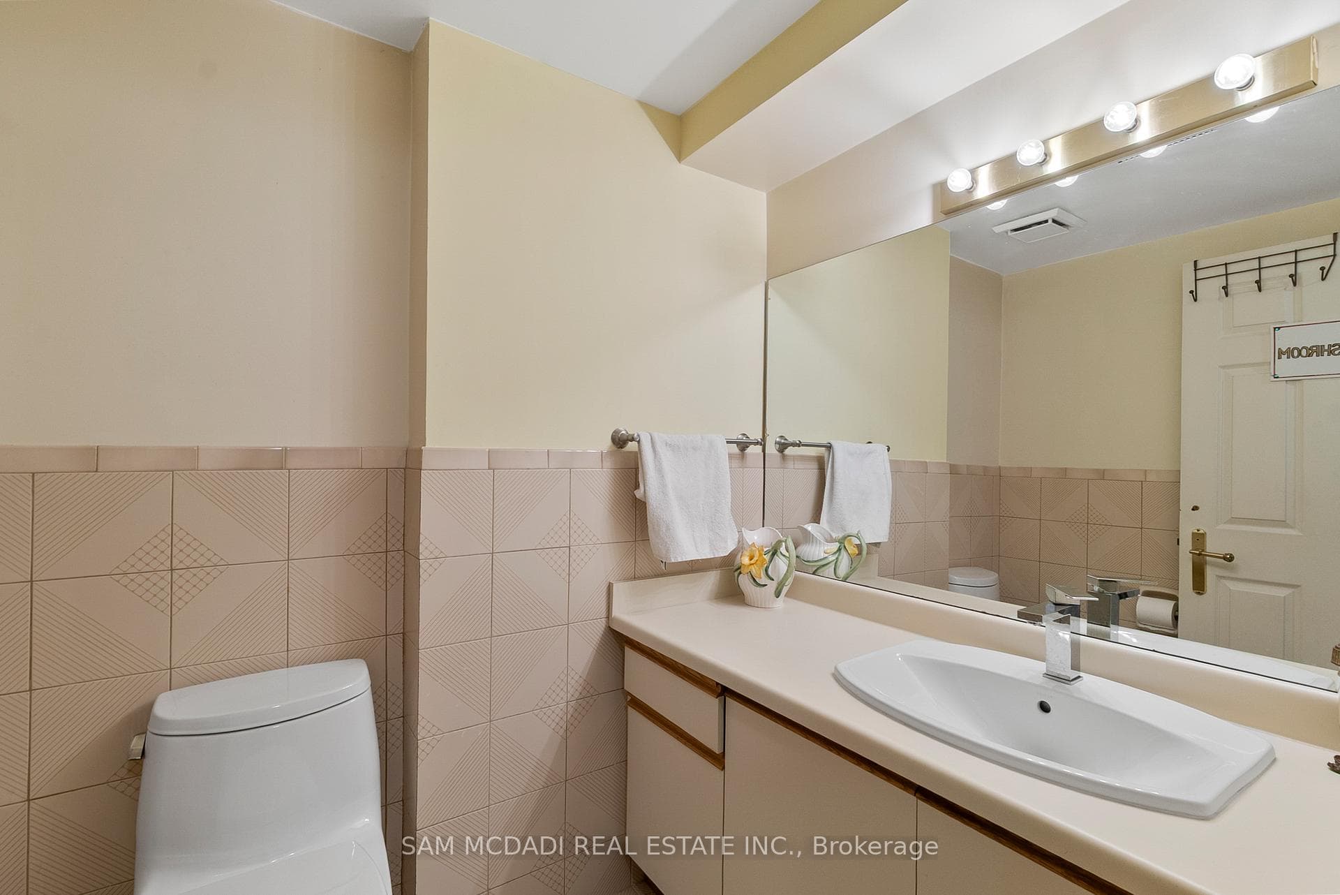 2235 Shawanaga Trail - Detached photo 37 of 48 in Mississauga, Ontario