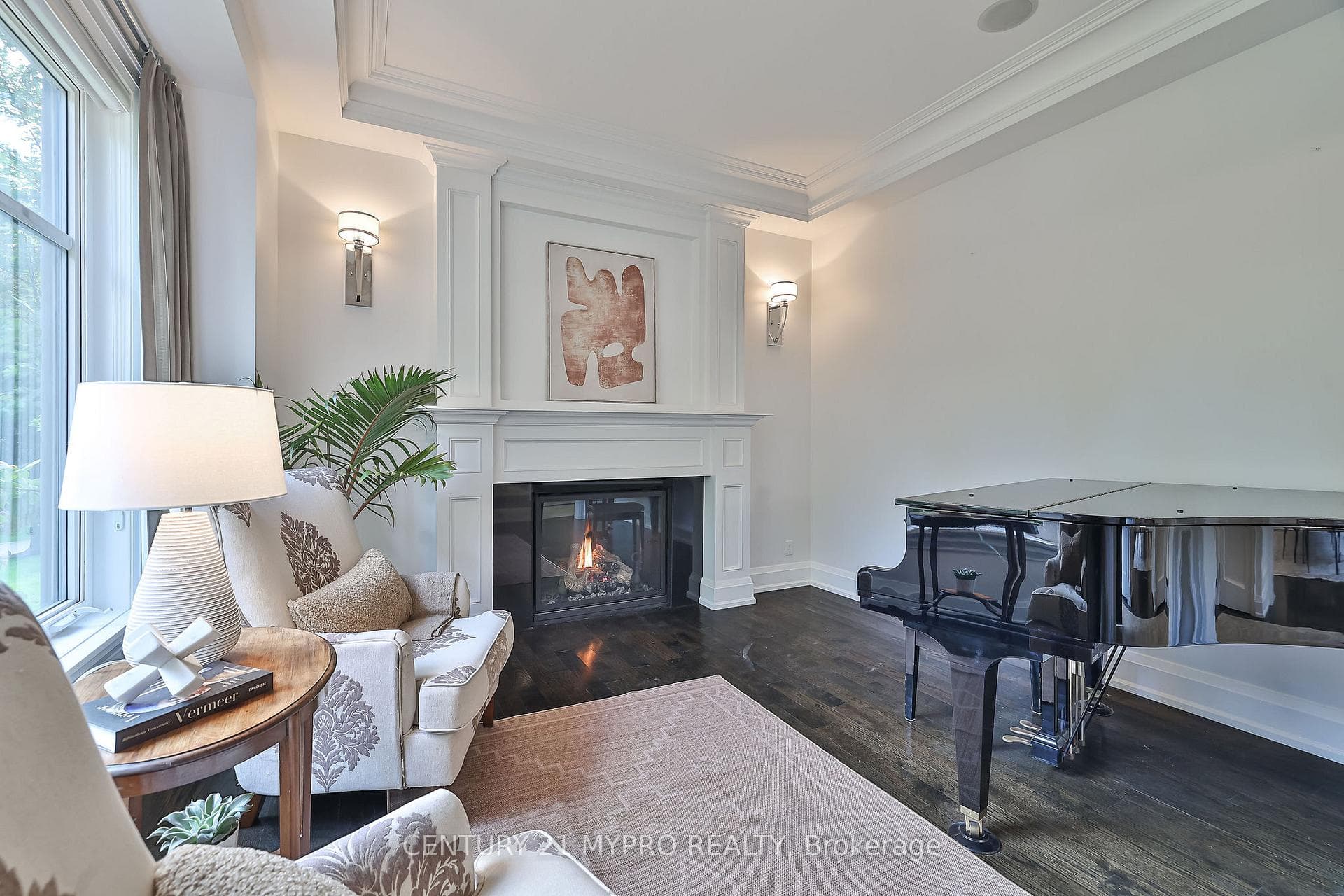 1389 Weaver Avenue - Detached photo 4 of 48 in Oakville, Ontario