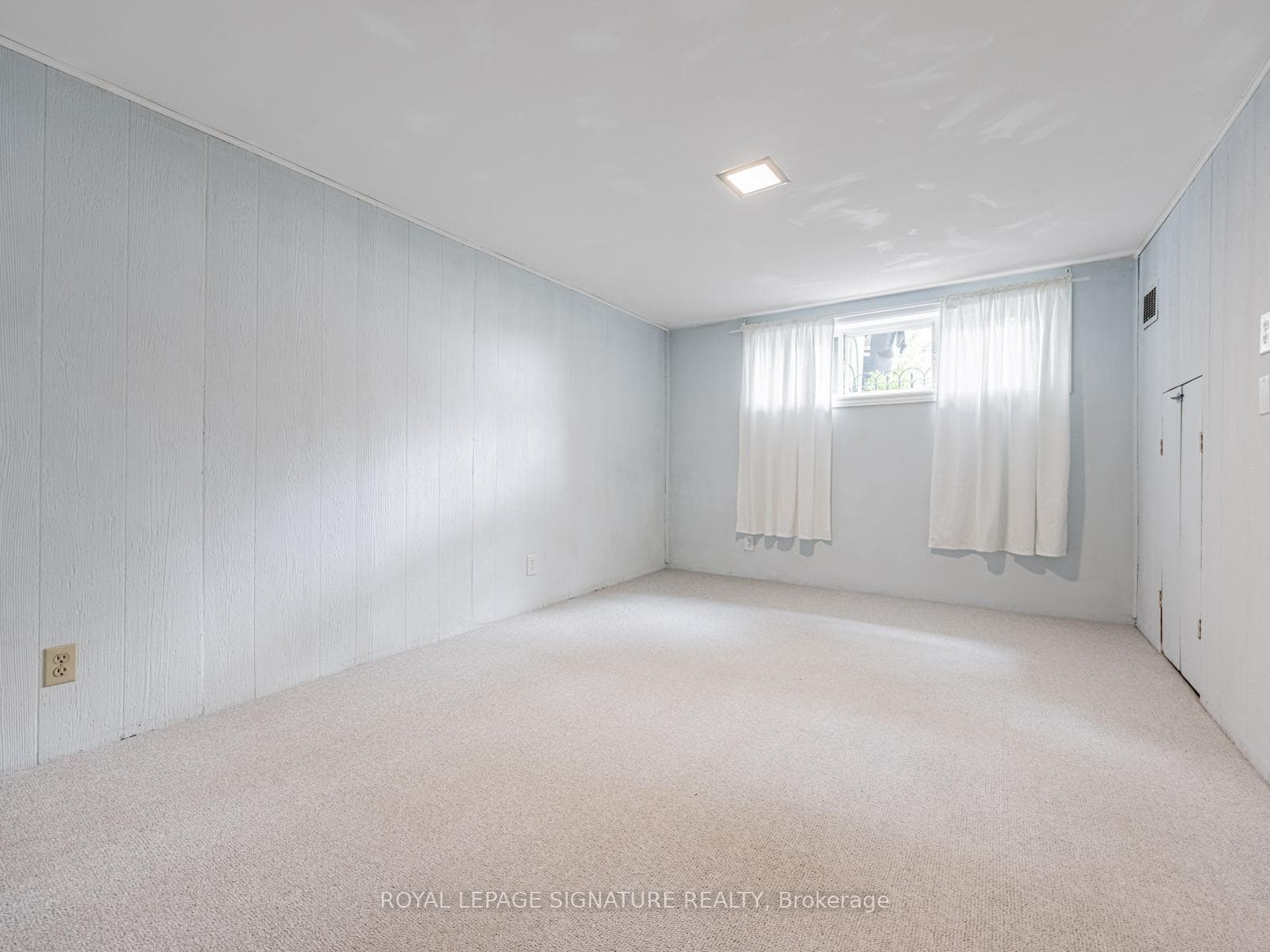 4 Burdock Lane - Condo photo 26 of 32 in Don Mills / Parkwoods / Victoria Village, Ontario