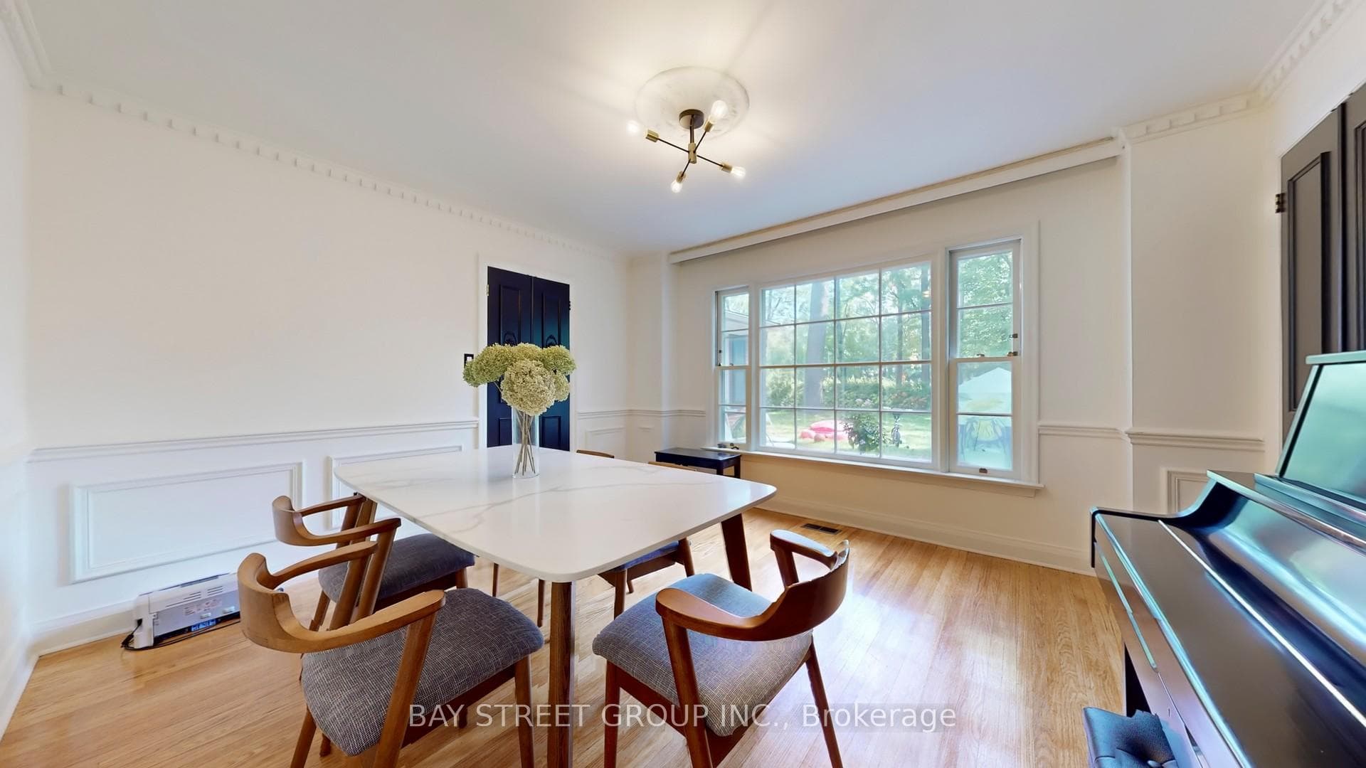 178 Breezy Pines Drive - Detached photo 6 of 19 in Mississauga, Ontario