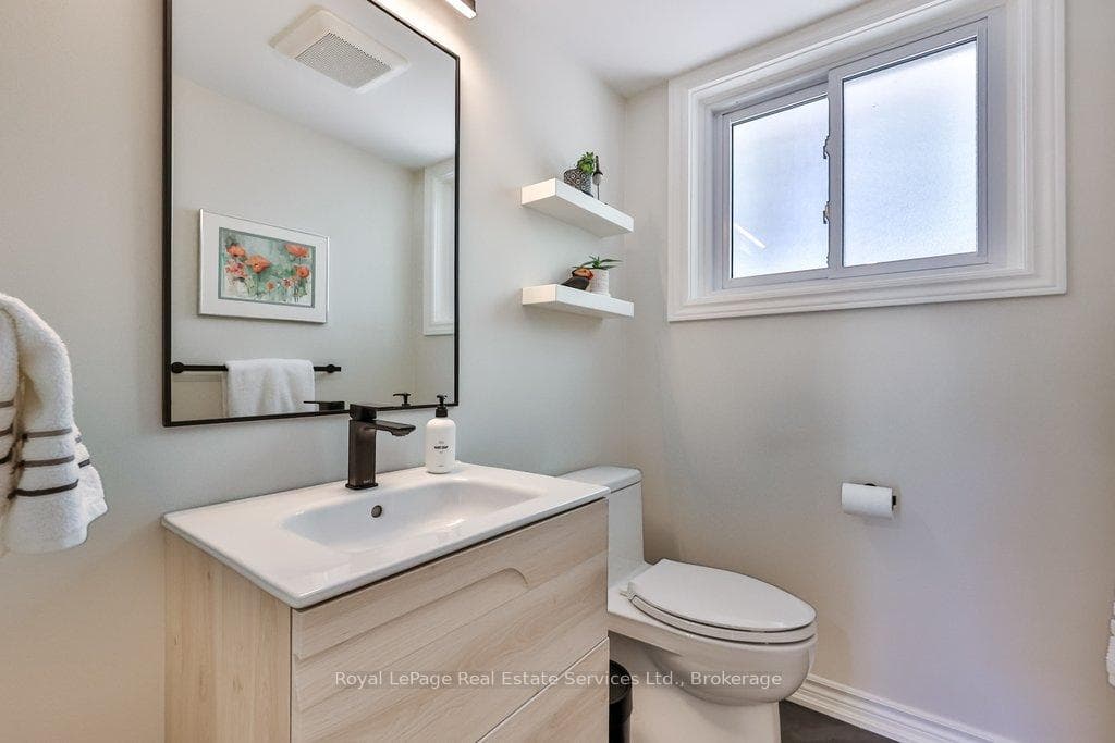 1528 Warland Road - Detached photo 24 of 50 in Oakville, Ontario