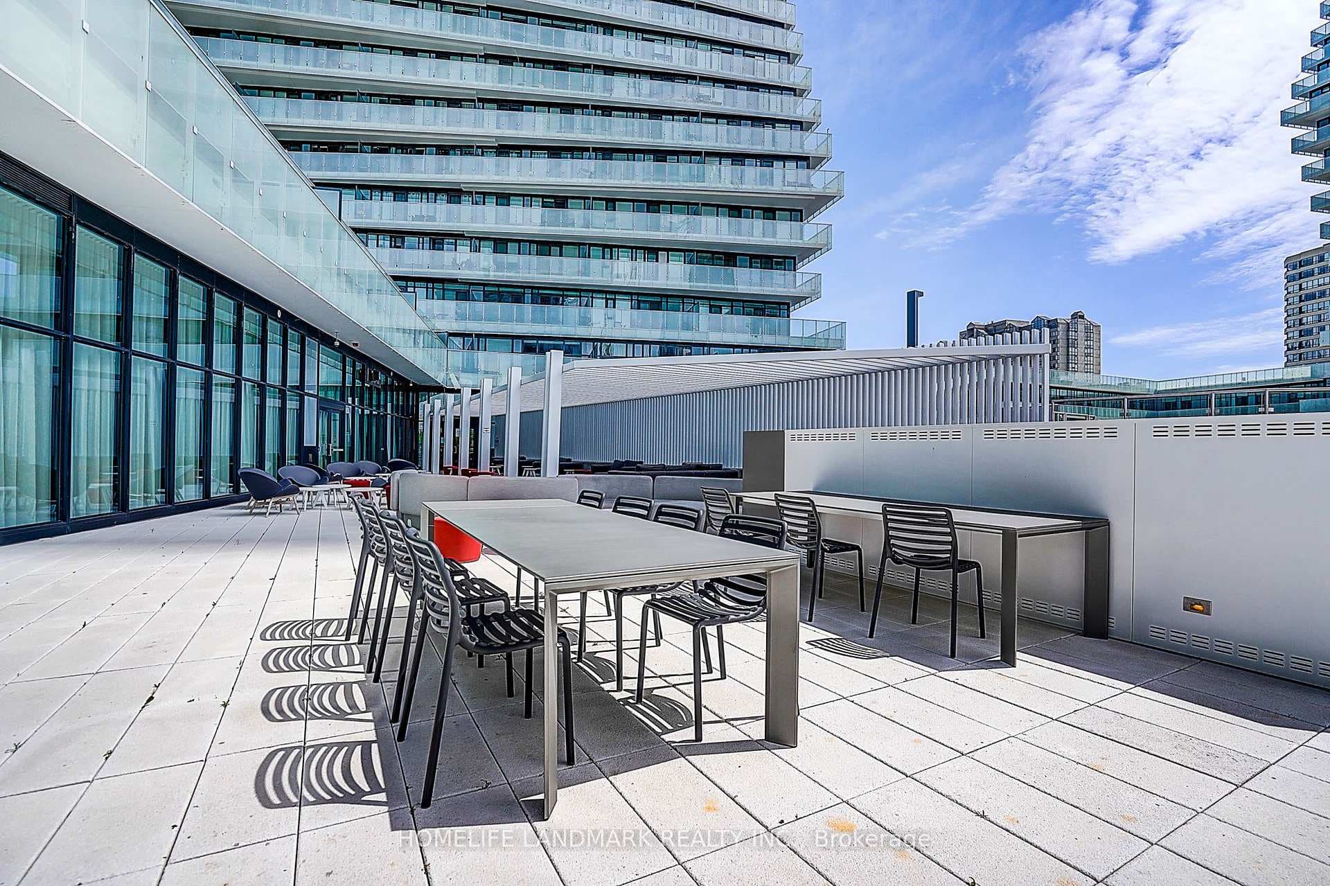3900 Confederation Parkway Unit 3710 - Condo photo 46 of 50 in Mississauga, Ontario