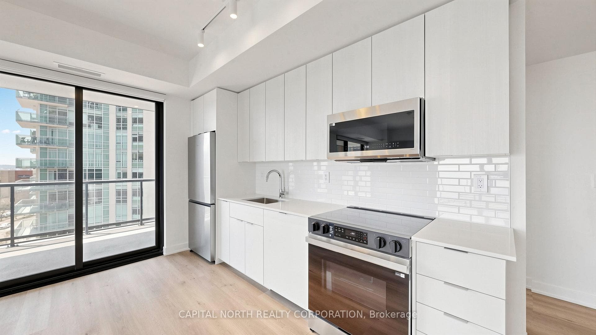 2075 Lakeshore Road Unit 708 - Condo photo 9 of 37 in Burlington, Ontario