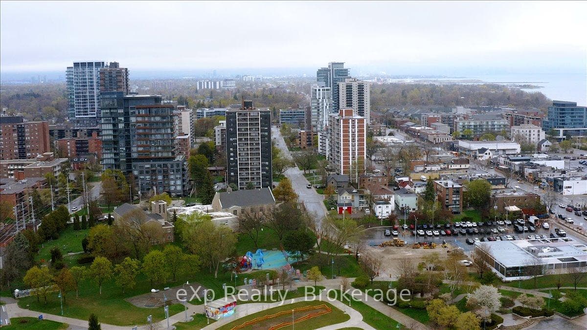 39 Stavebank Road Unit 403 - Condo photo 33 of 33 in Mississauga, Ontario