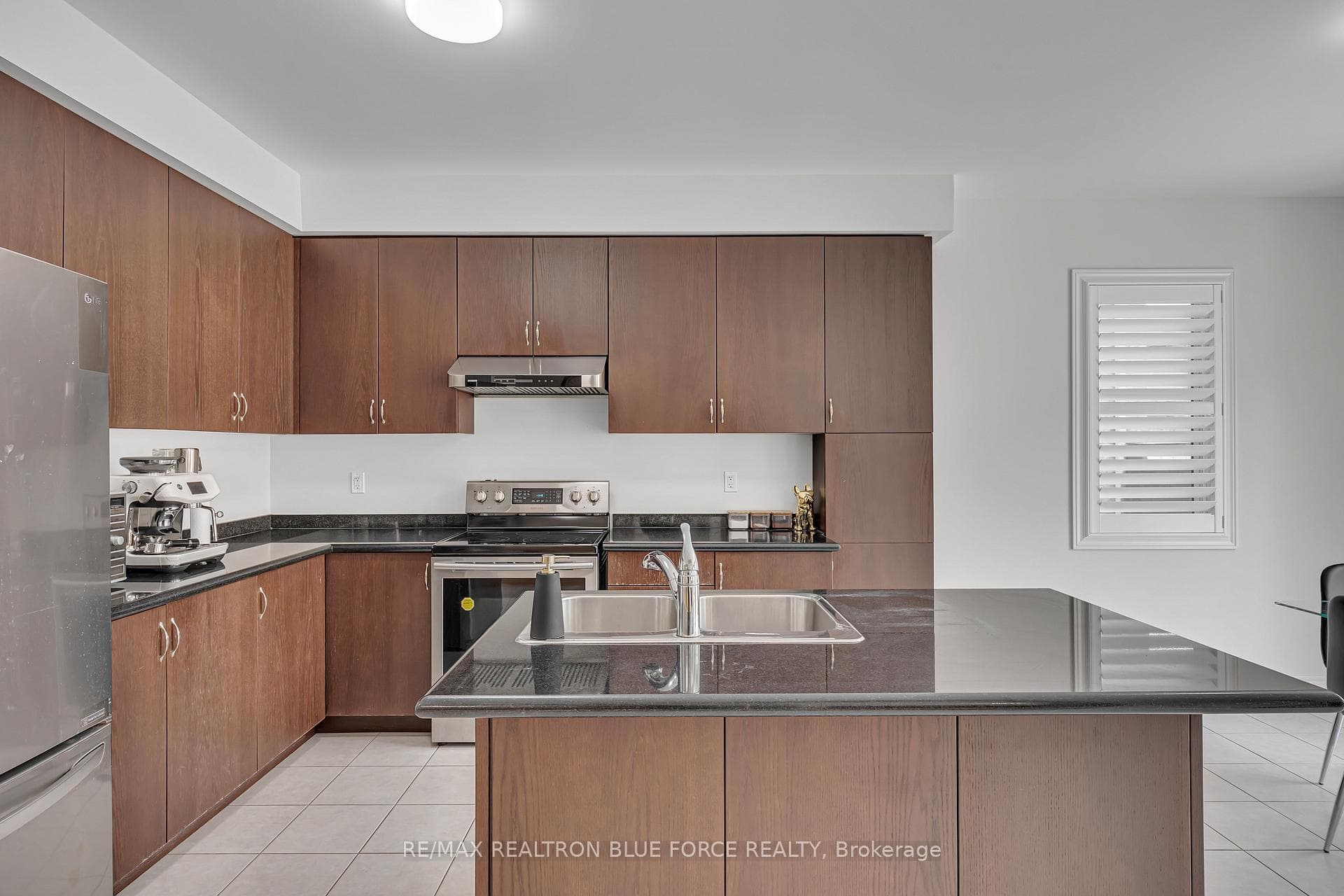 38 Pinedale Avenue - Detached photo 13 of 50 in Caledon, Ontario