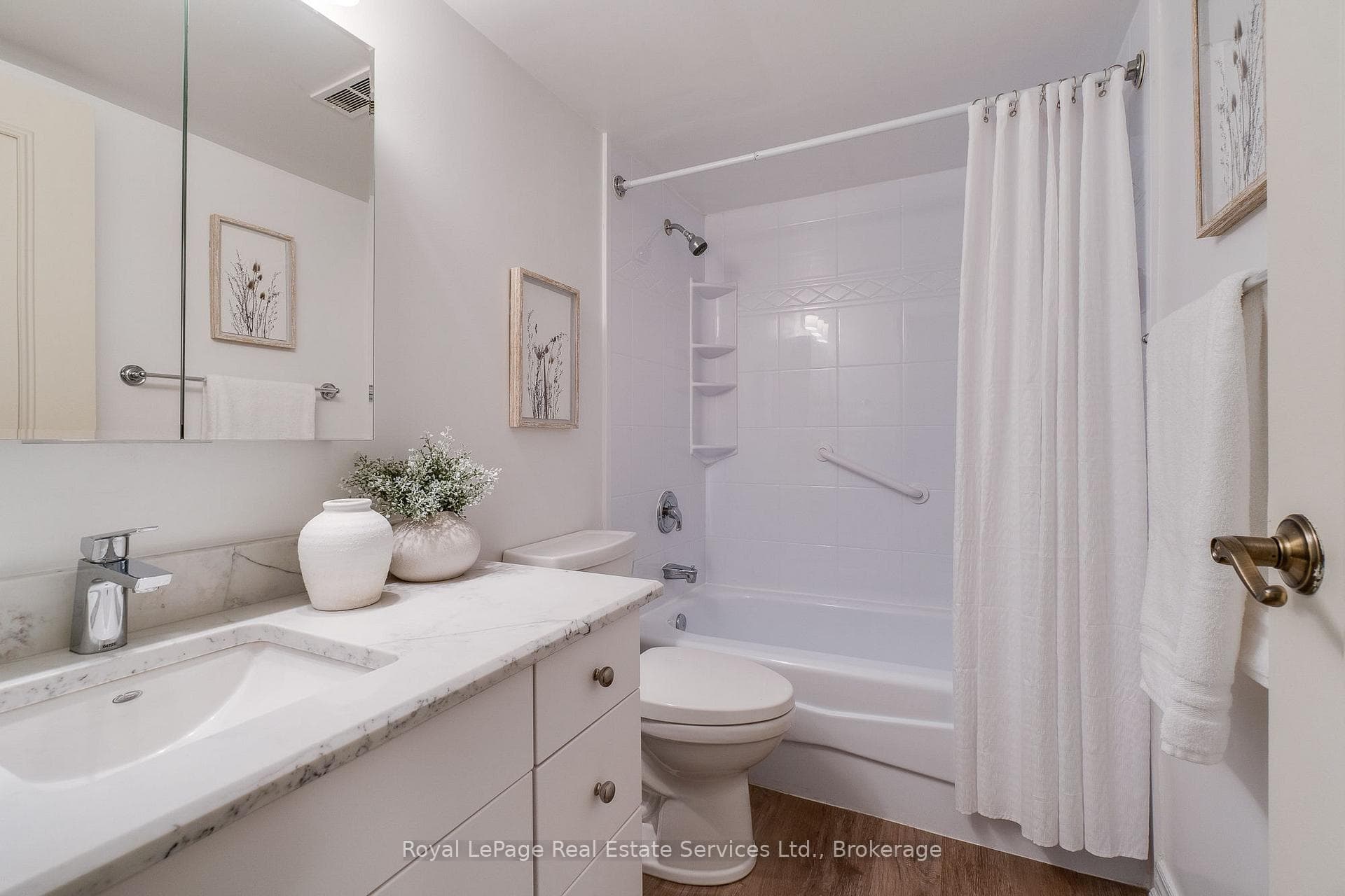 1359 White Oaks Boulevard Unit 1810 - Condo photo 19 of 32 in Oakville, Ontario