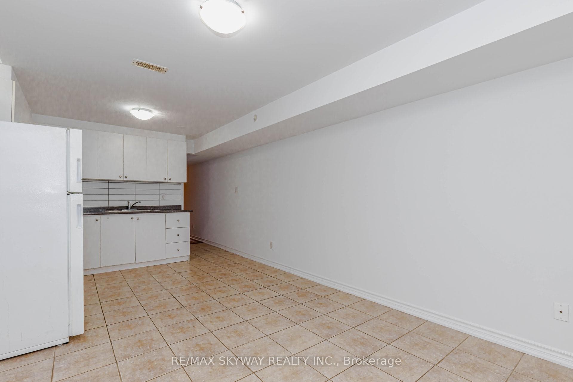 63 Vezna Crescent - Semi-Detached photo 42 of 50 in Brampton, Ontario
