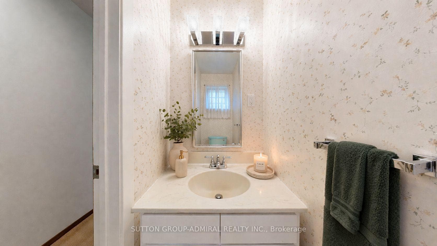 5 Wedgeport Place - Detached photo 9 of 45 in Willowdale / Newtonbrook, Ontario