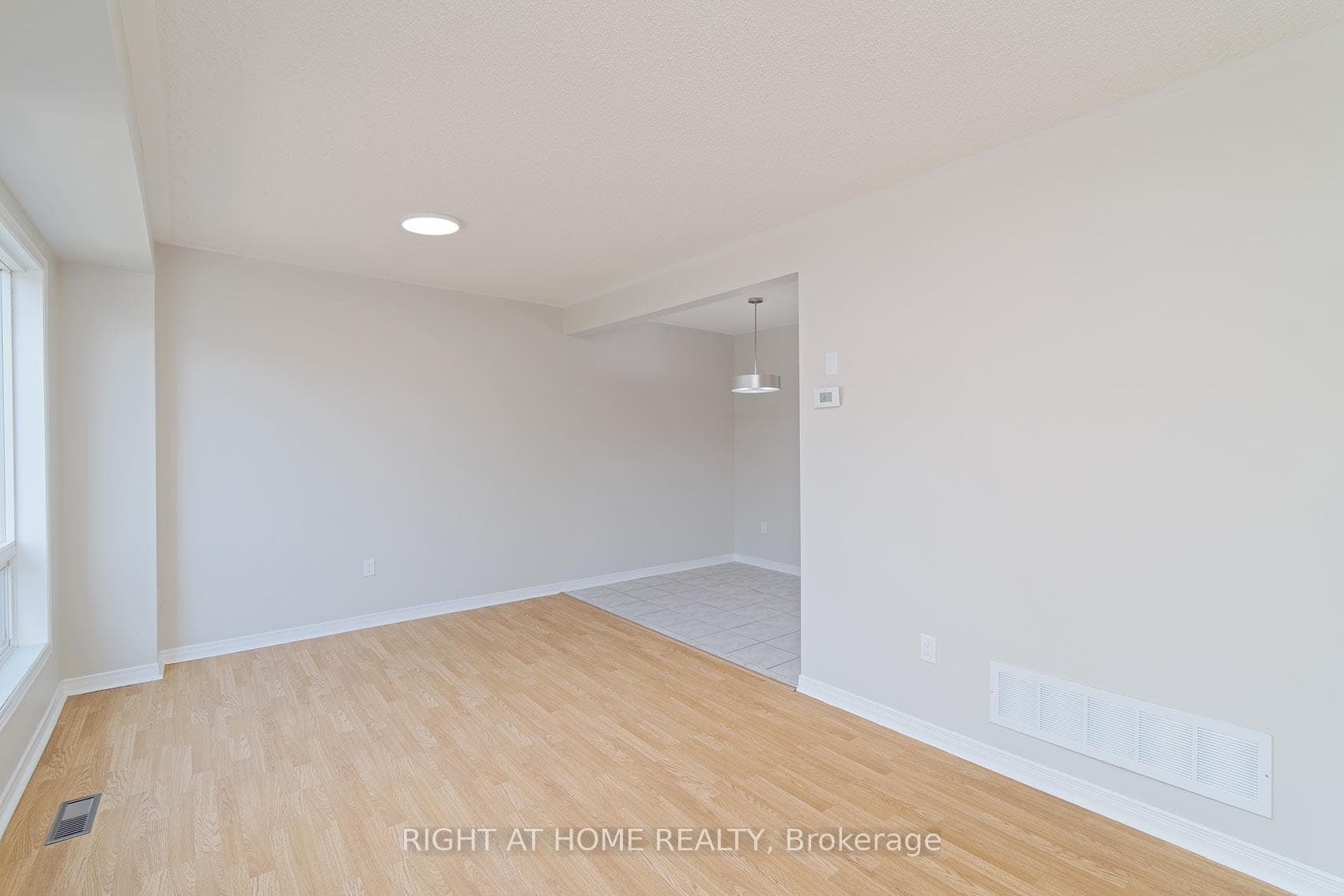 18 Frank Johnston Road - Townhouse photo 13 of 50 in Caledon, Ontario