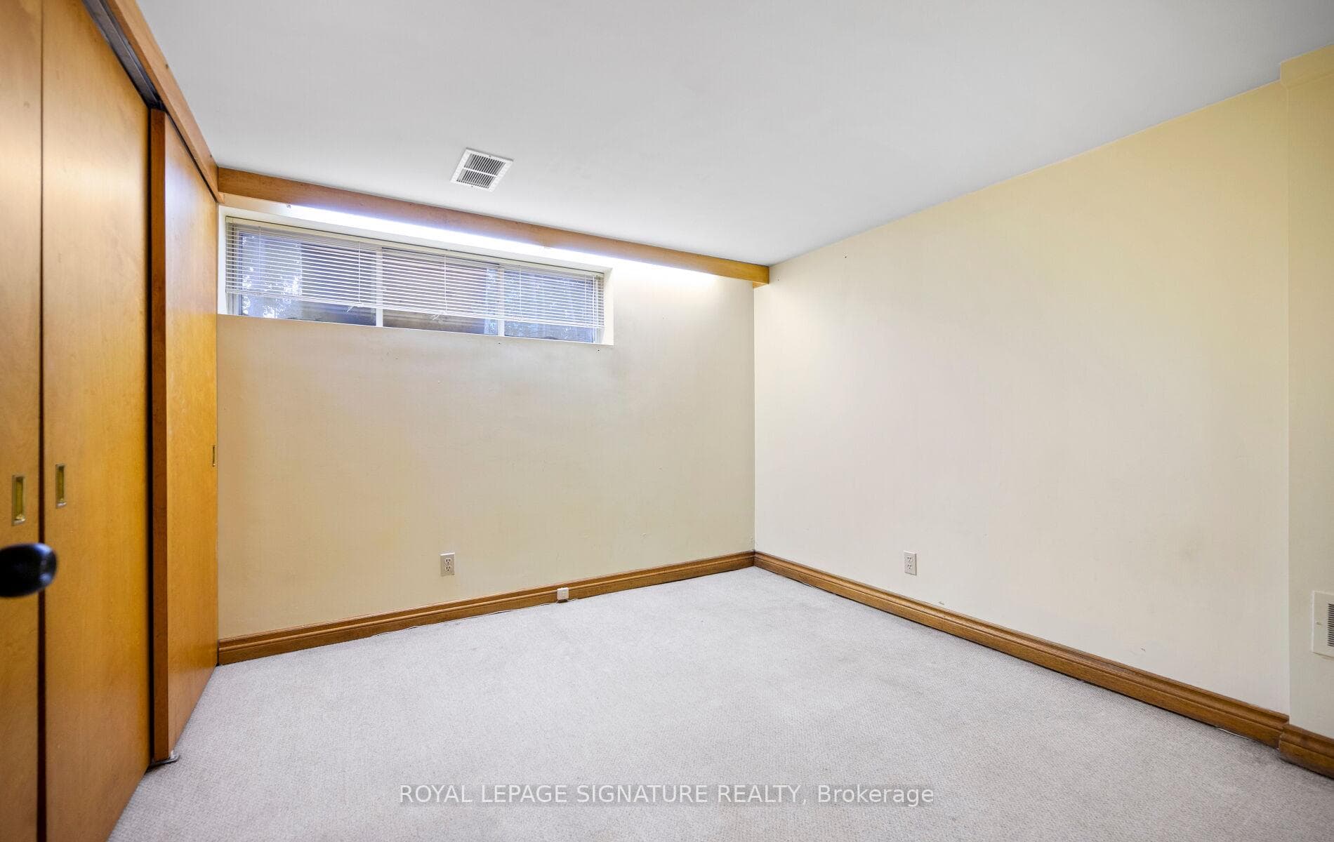 1570 Park Royale Boulevard - Detached photo 25 of 38 in Mississauga, Ontario