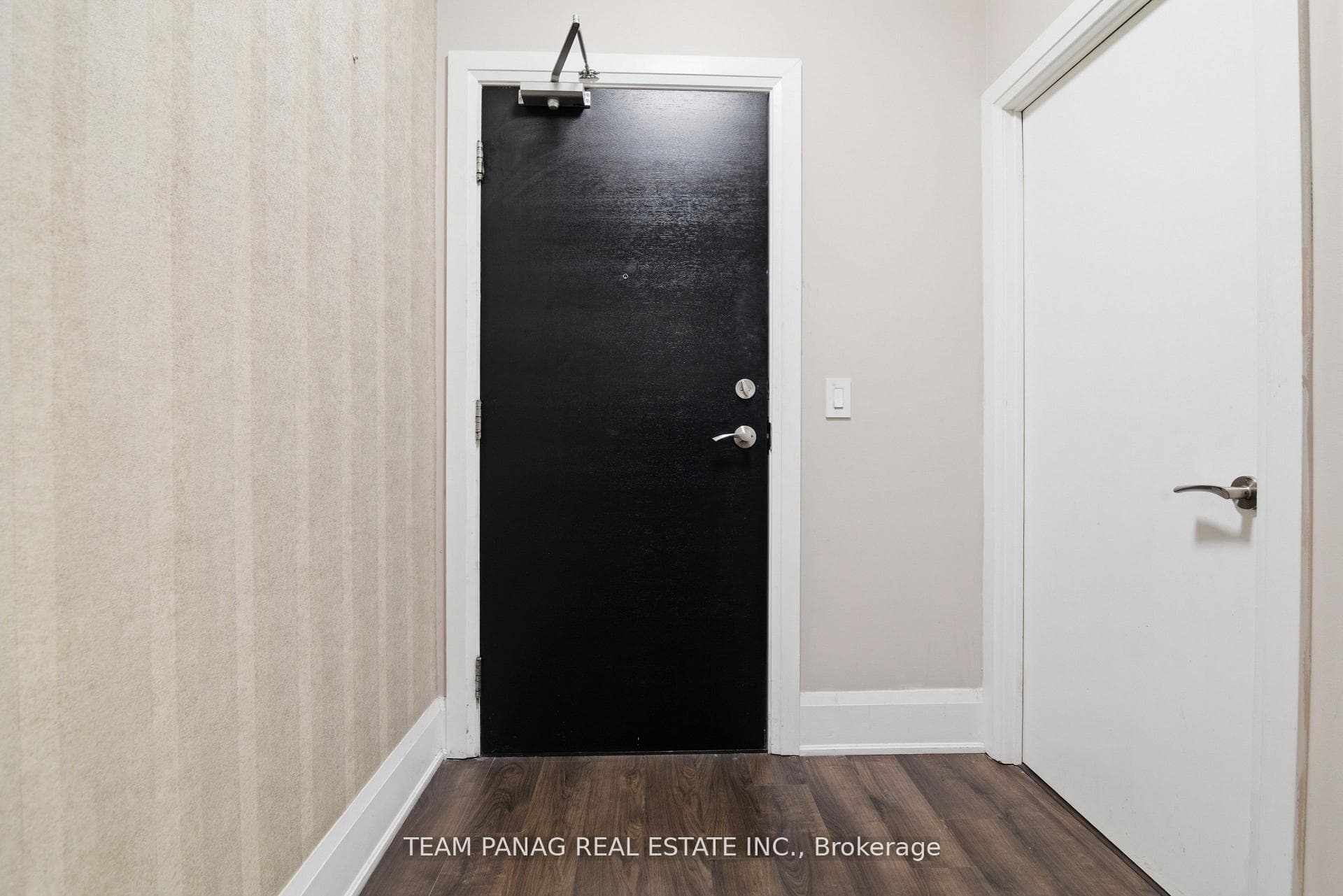 45 Yorkland Boulevard Unit 209 - Condo photo 6 of 22 in Brampton, Ontario