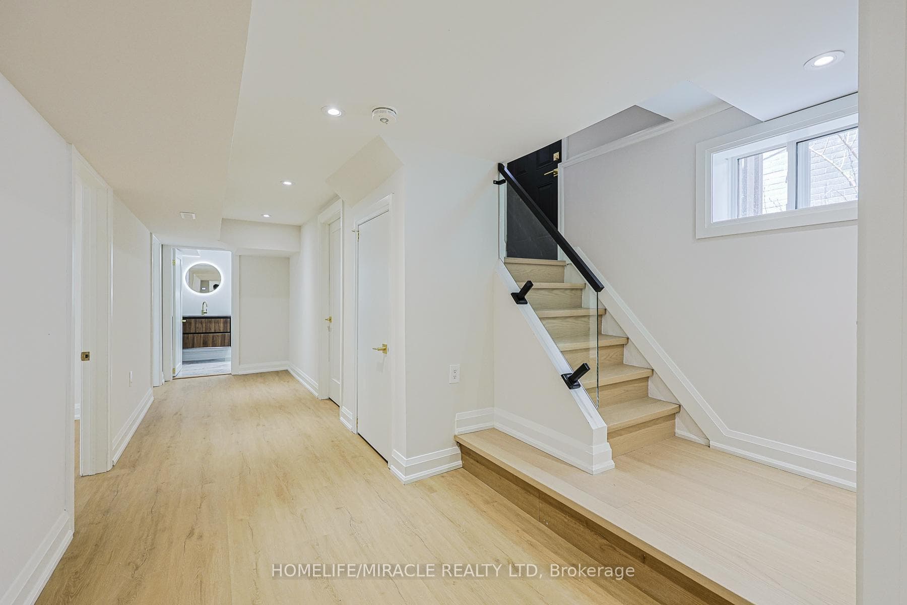 158 Cass Avenue - Detached photo 23 of 41 in Scarborough Village / Eglinton East, Ontario