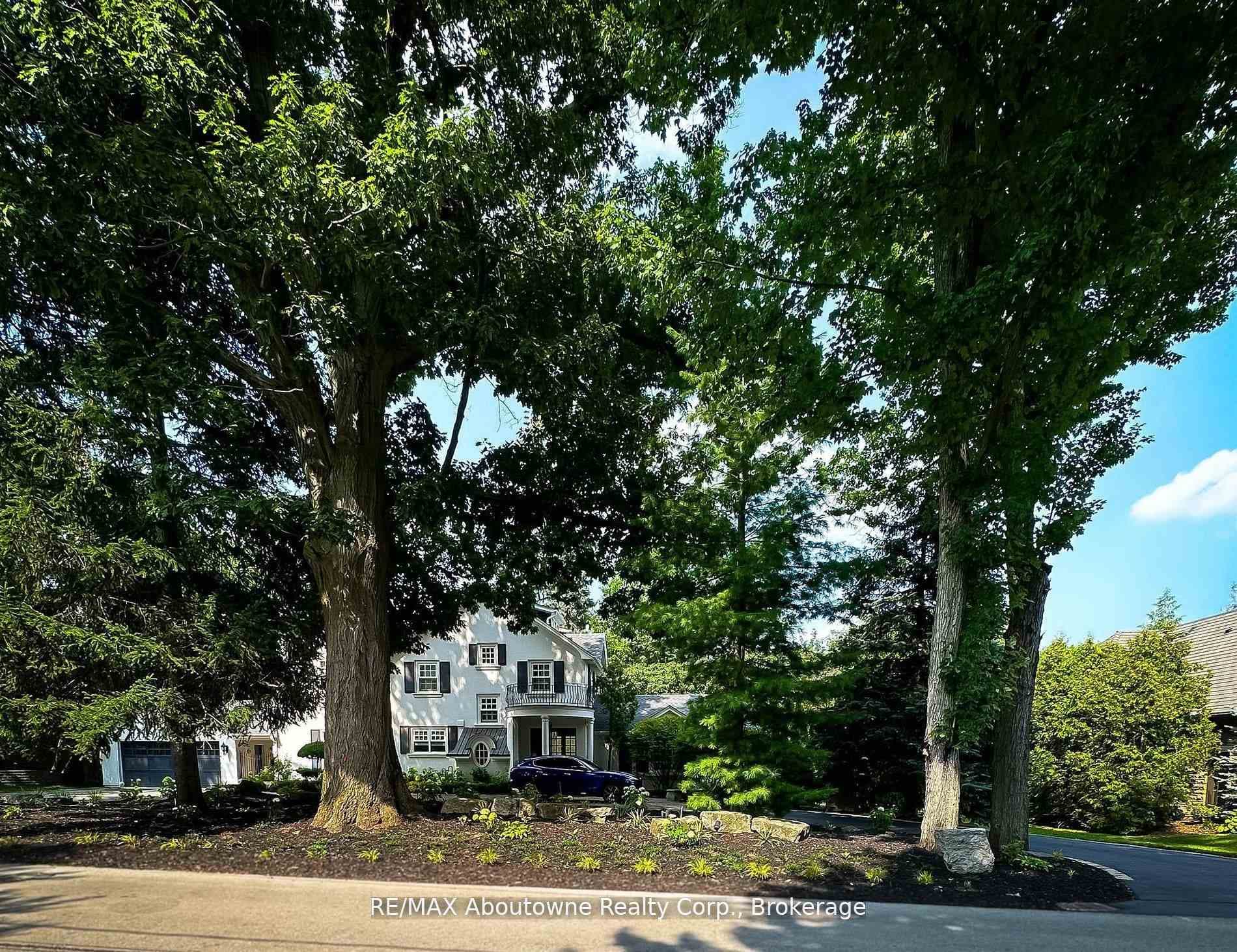 317 Gloucester Avenue - Detached photo 15 of 39 in Oakville, Ontario