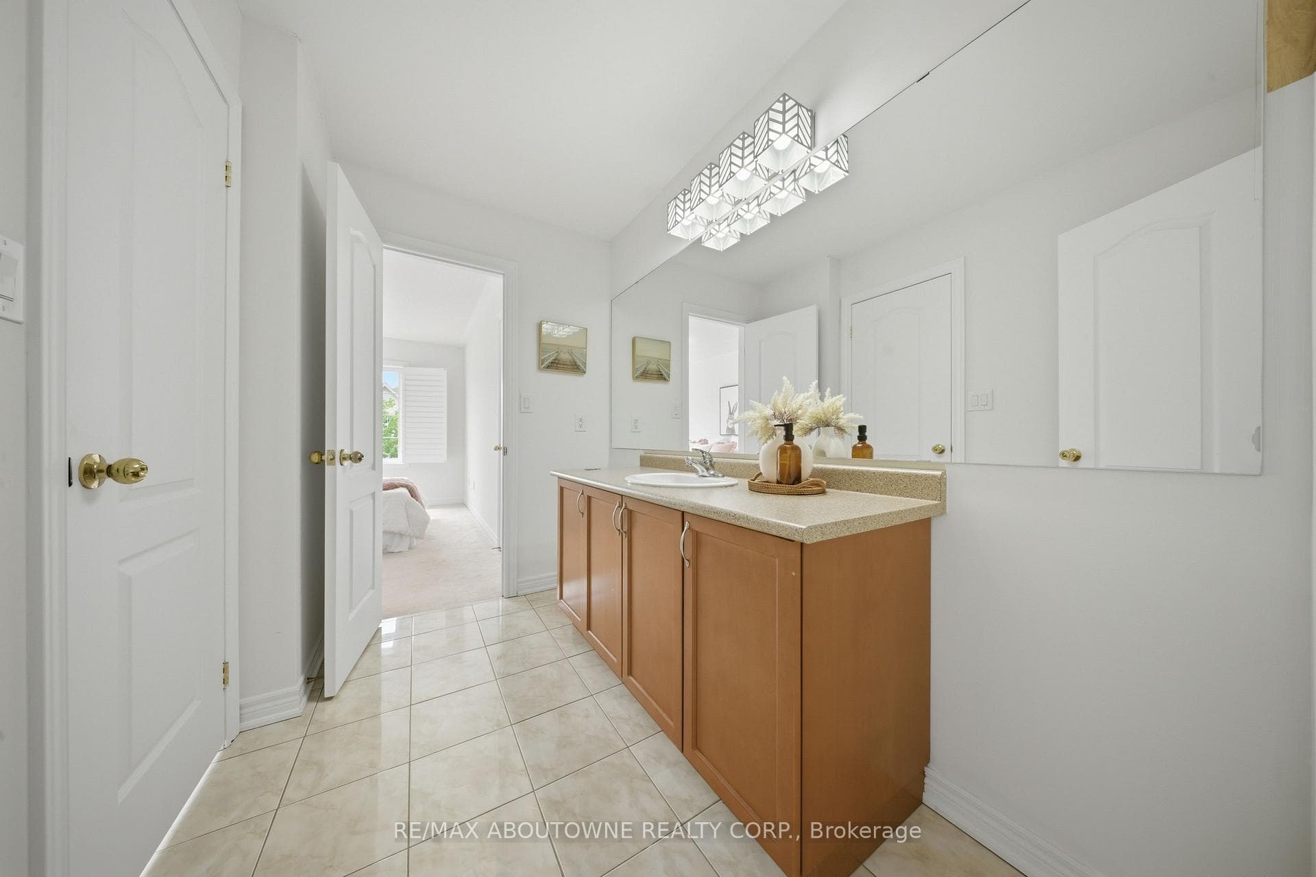 3071 Jenn Avenue - Detached photo 30 of 50 in Burlington, Ontario