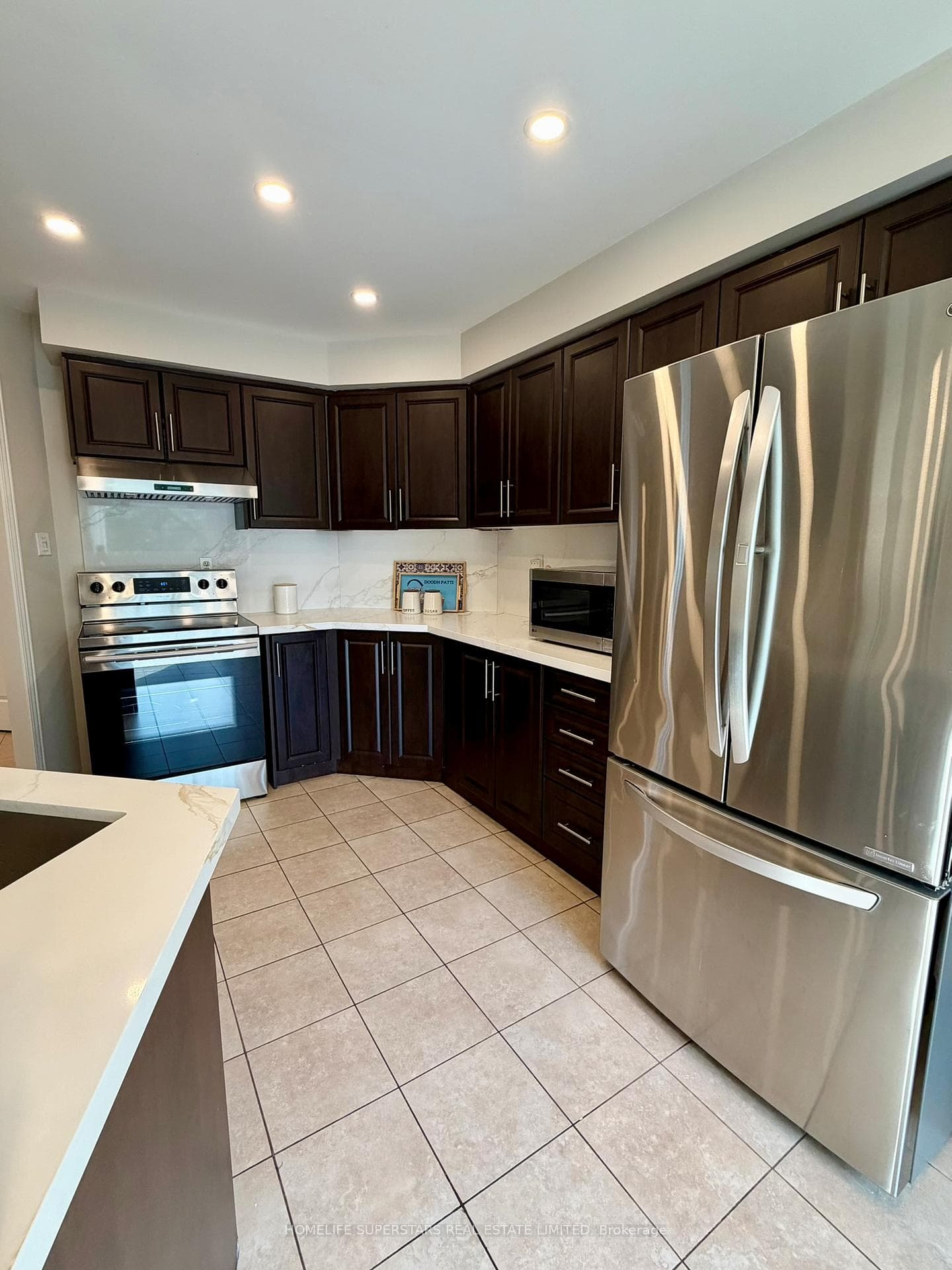 172 Rainforest Drive - Semi-Detached photo 10 of 31 in Brampton, Ontario