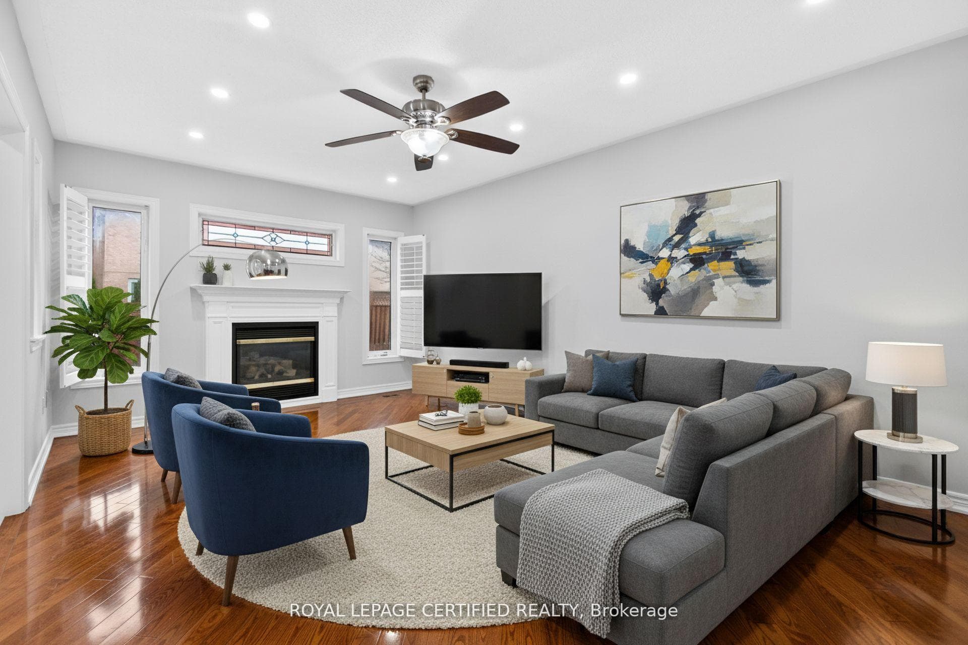 643 Garden Walk - Detached photo 19 of 50 in Mississauga, Ontario