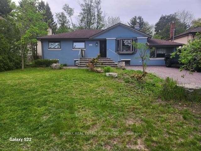 2450 Edenhurst Drive - home for sale in Mississauga, Ontario