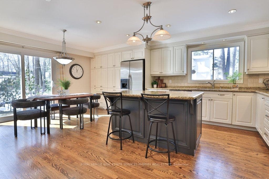 1244 Woodland Avenue - Detached photo 10 of 46 in Mississauga, Ontario