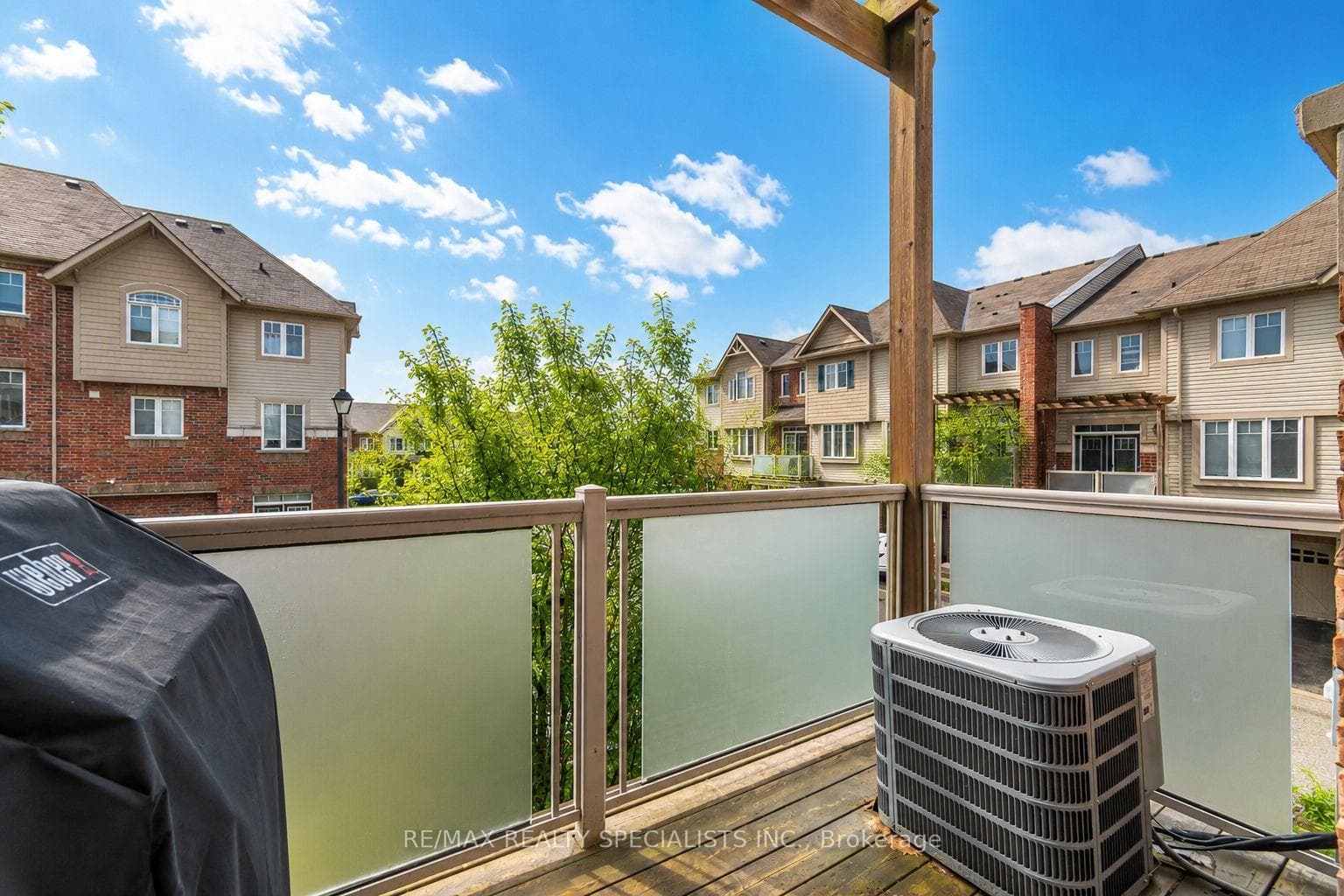 33 Birchfield Crescent - Townhouse photo 11 of 16 in Caledon, Ontario