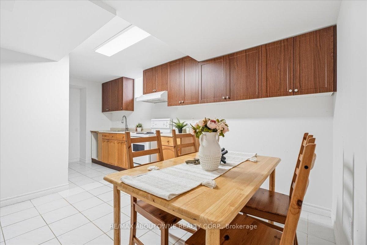 2055 Blacksmith Lane - Detached photo 42 of 49 in Oakville, Ontario