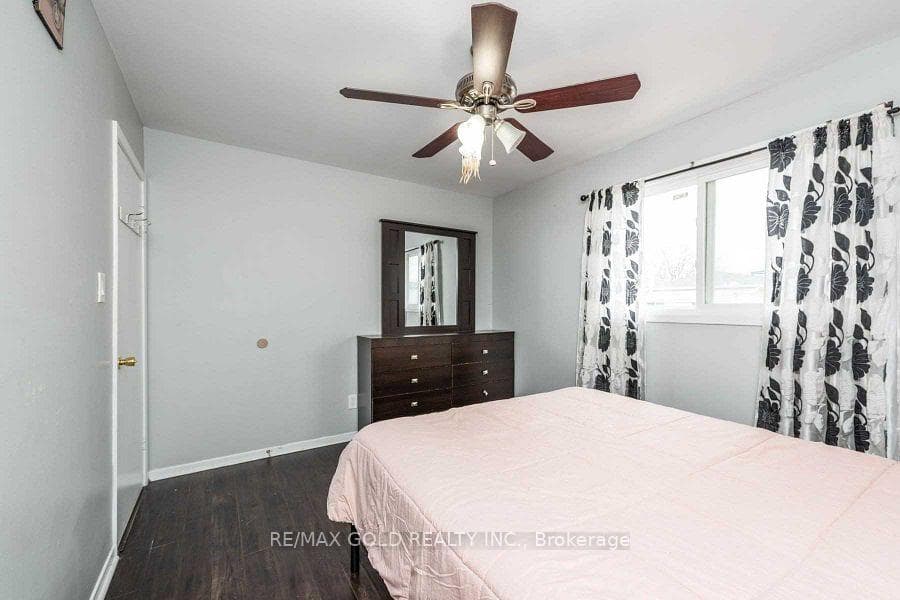 3430 Chipley Crescent - Semi-Detached photo 9 of 17 in Mississauga, Ontario