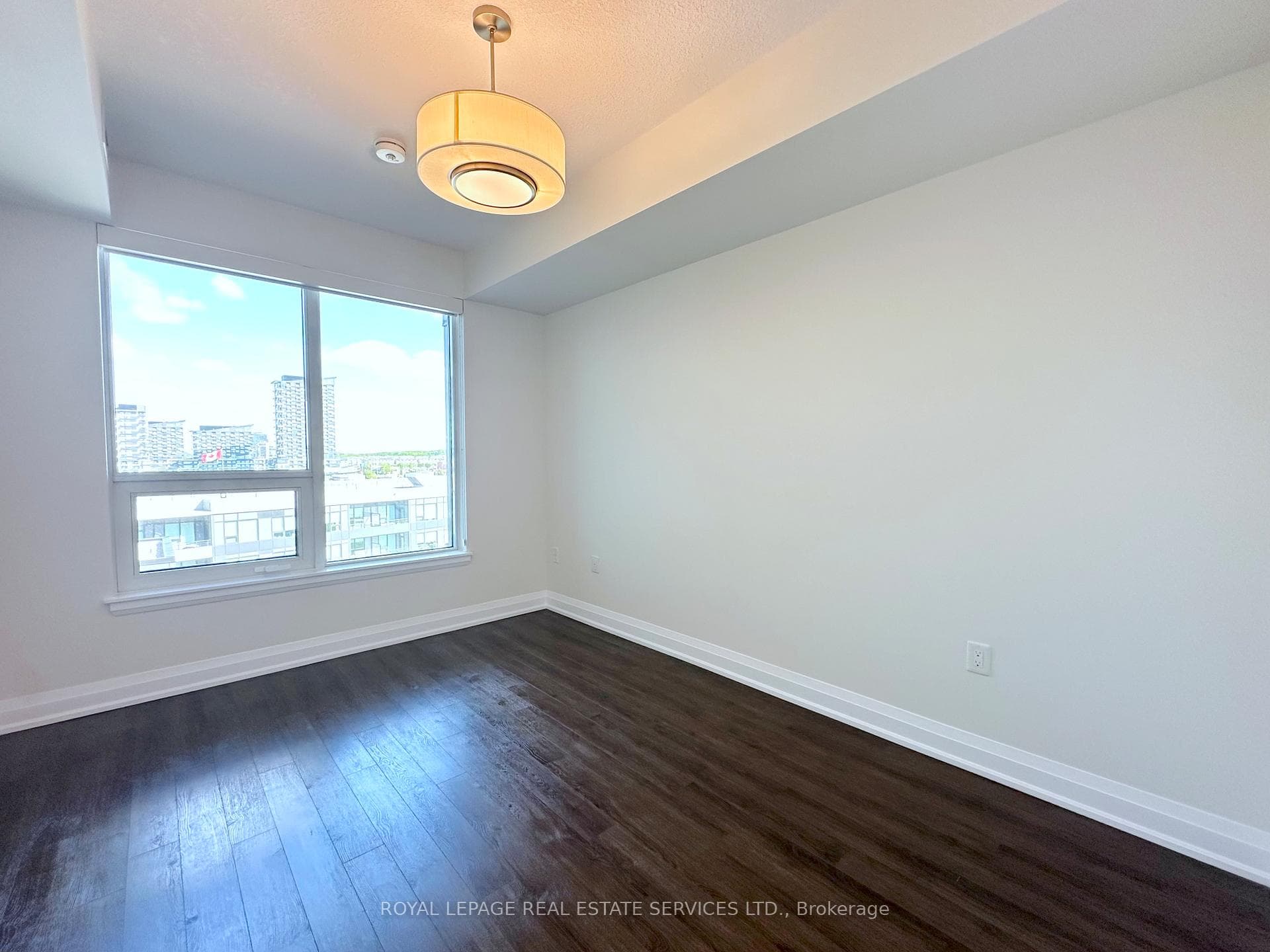 2333 Taunton Road Unit 901 - Condo photo 7 of 25 in Oakville, Ontario