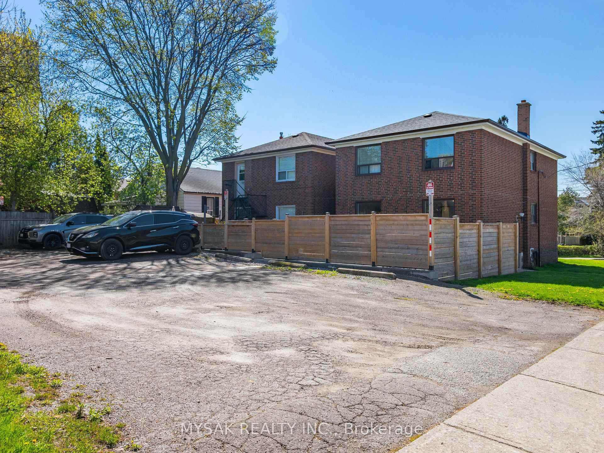 150 Park Street - Multi-Family photo 28 of 28 in Birch Cliff / Cliffside, Ontario