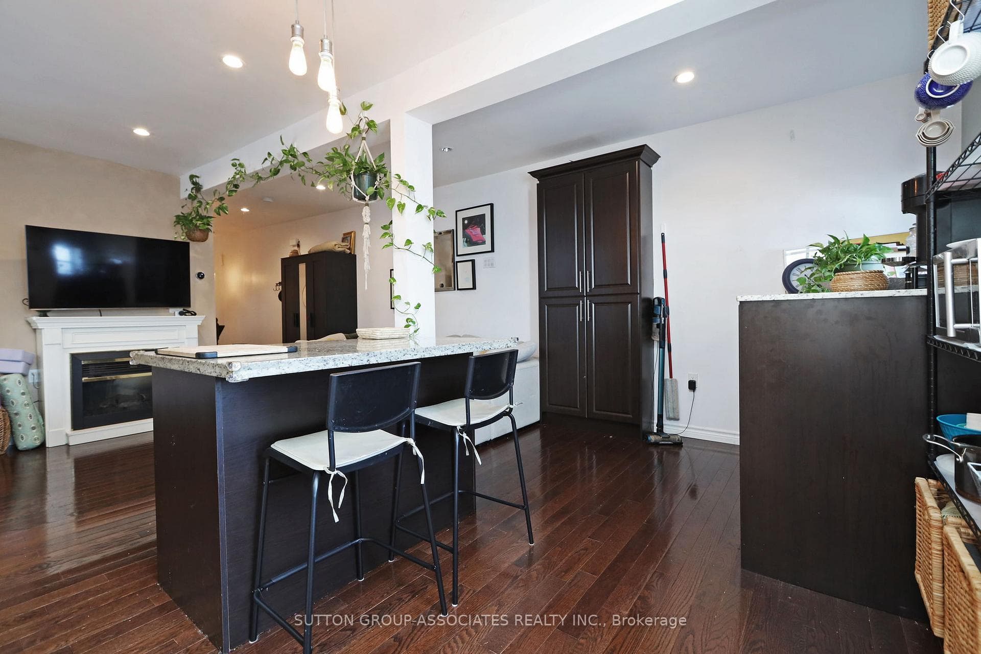 20 Ashdale Avenue - Semi-Detached photo 21 of 47 in Riverdale / Leslieville, Ontario