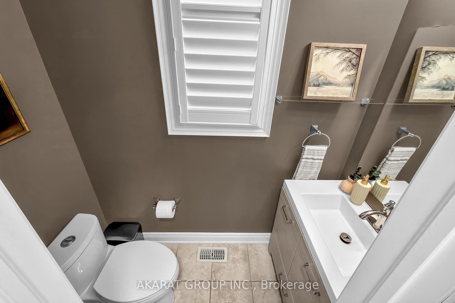 2376 Brockberry Crescent - Detached photo 19 of 50 in Oakville, Ontario