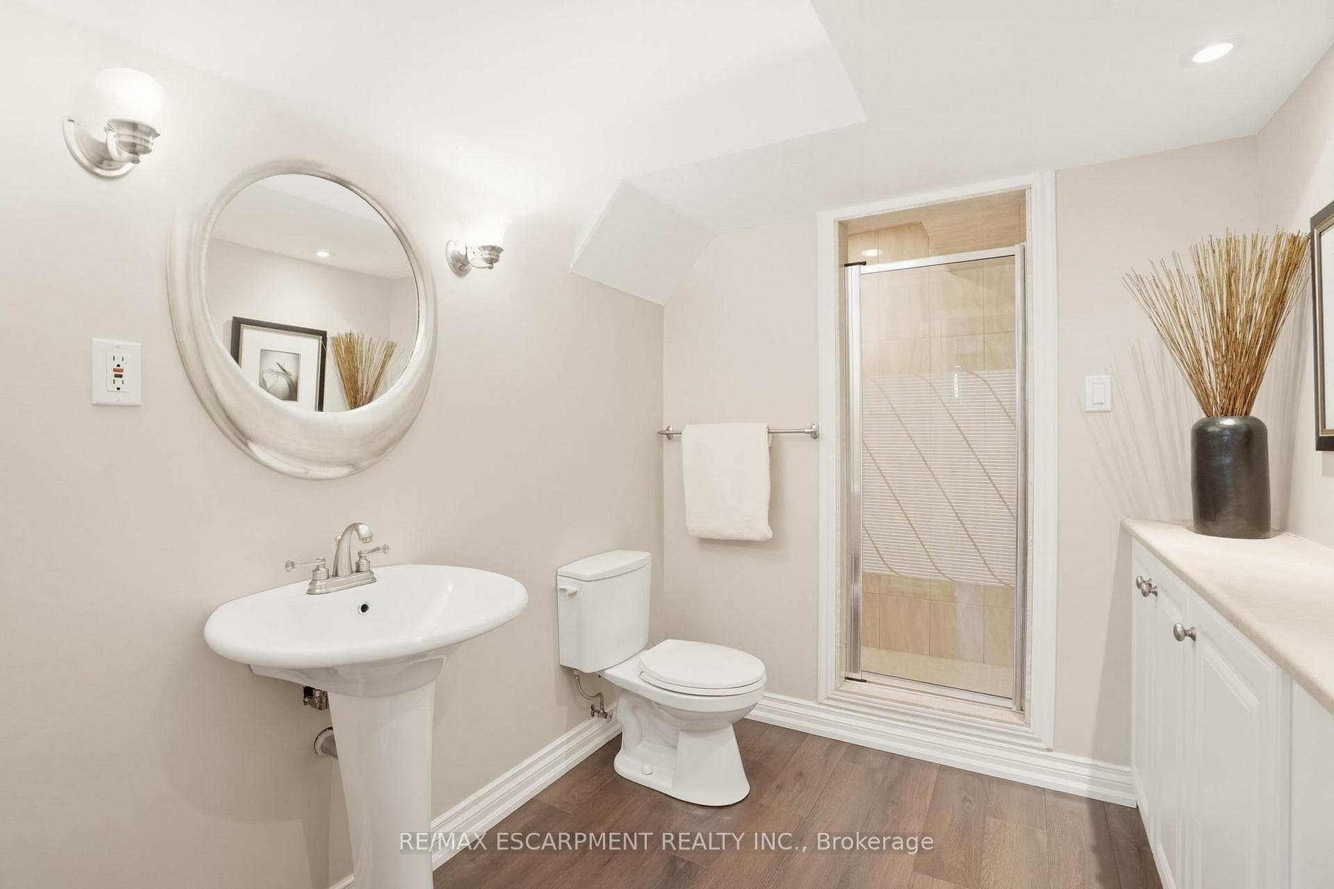 2258 Turnberry Road Unit 3 - Condo photo 23 of 29 in Burlington, Ontario
