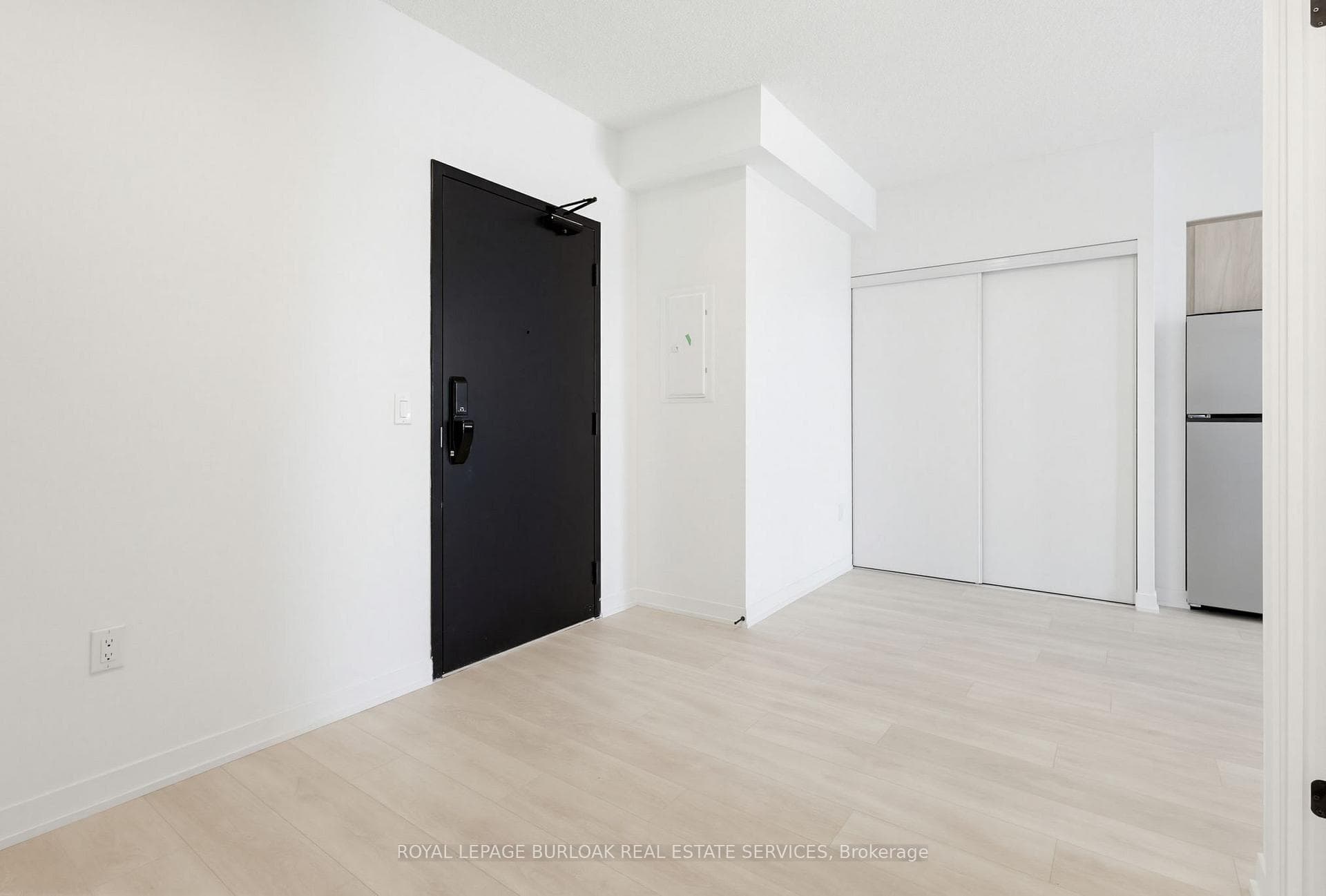4878 Powers Common Unit D1405 - Condo photo 6 of 28 in Burlington, Ontario
