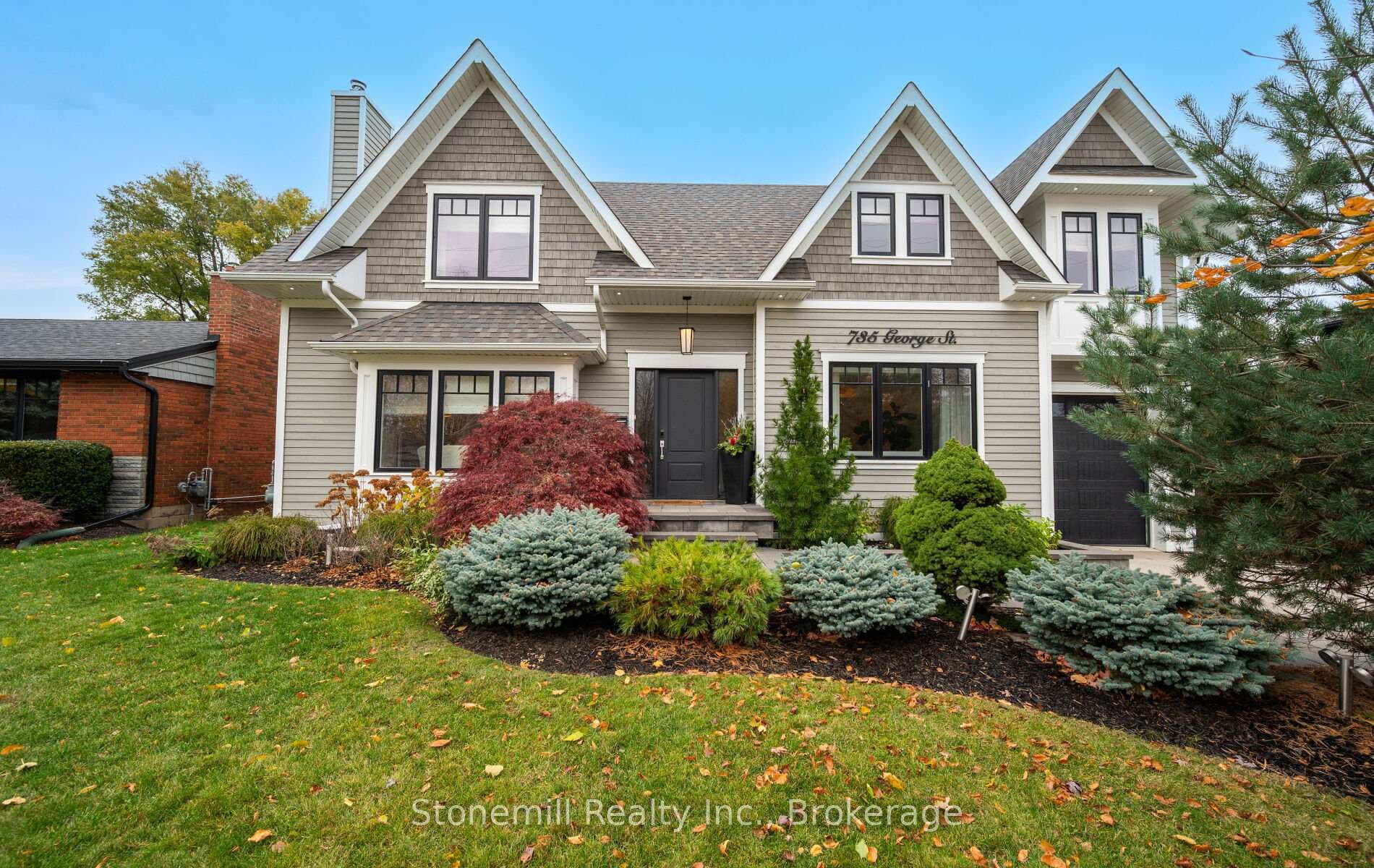 735 George Street - home for sale in Burlington, Ontario