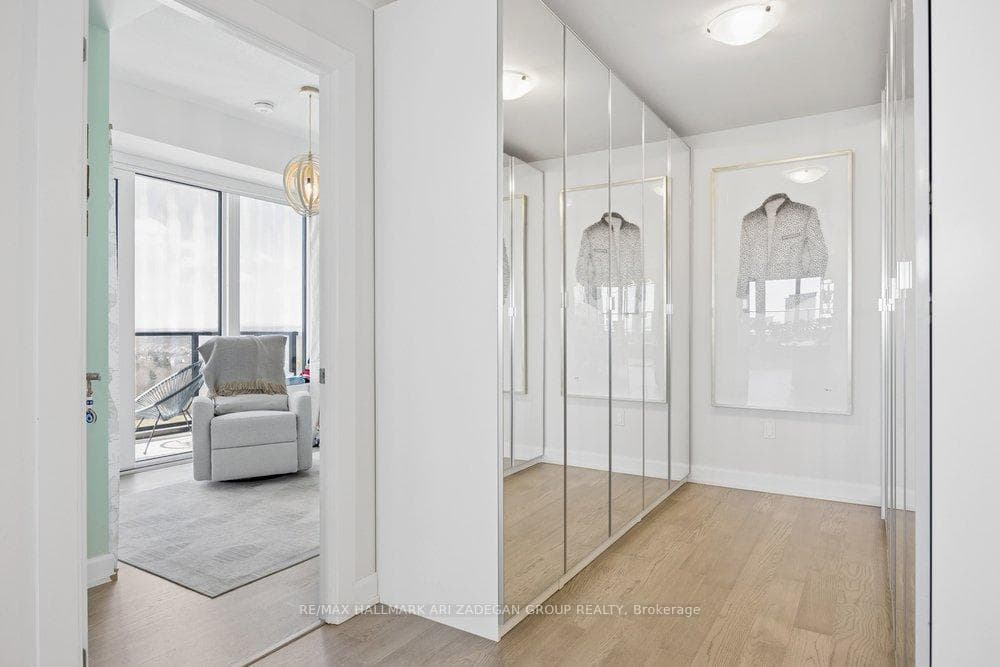 3200 William Coltson Avenue Unit 1302 - Condo photo 22 of 49 in Oakville, Ontario
