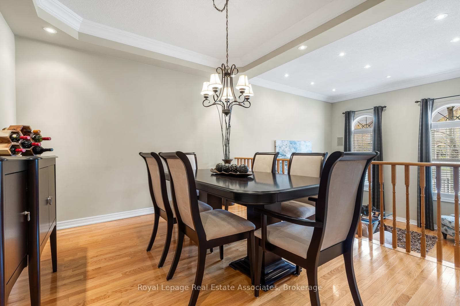 3467 Eglinton Avenue - Townhouse photo 7 of 38 in Mississauga, Ontario