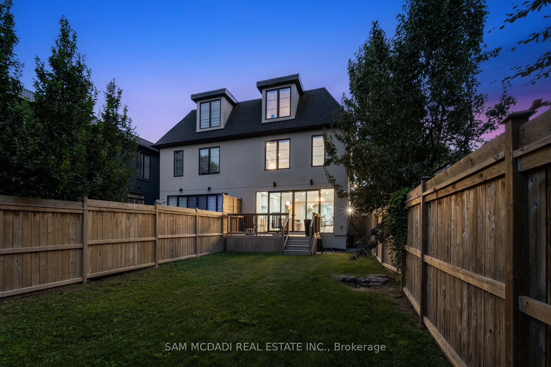 11B Maple Avenue - Semi-Detached photo 46 of 49 in Mississauga, Ontario