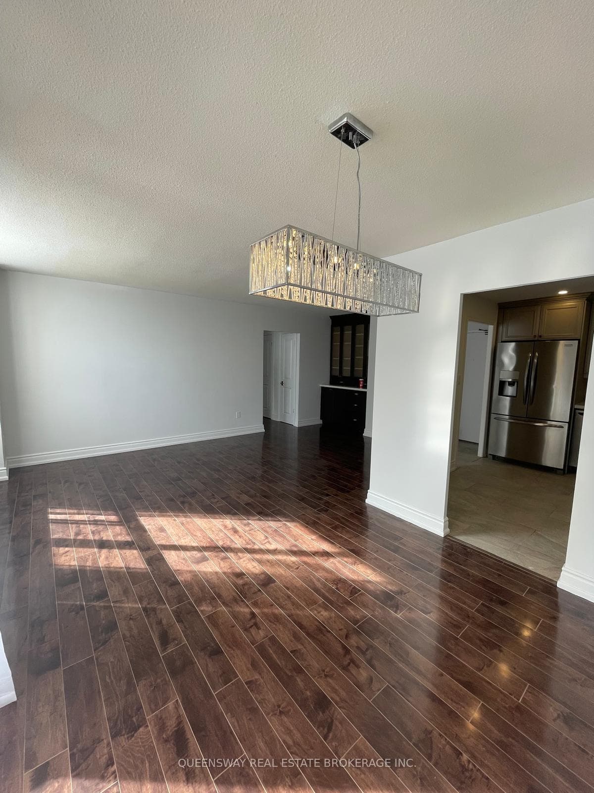 10 Edgecliff Golfway Unit 504 - Condo photo 5 of 17 in Flemingdon Park / Don Mills, Ontario