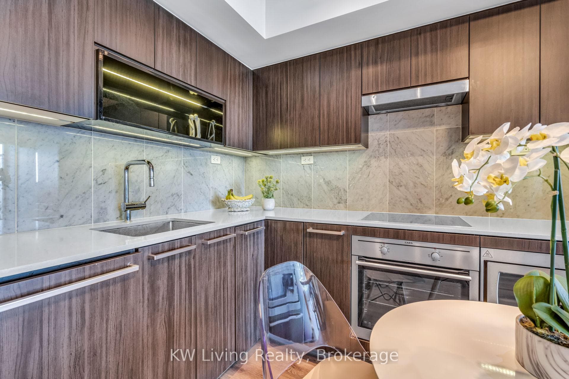 70 Queens Wharf Road Unit 1601 - Condo photo 21 of 37 in Downtown Toronto / Waterfront, Ontario