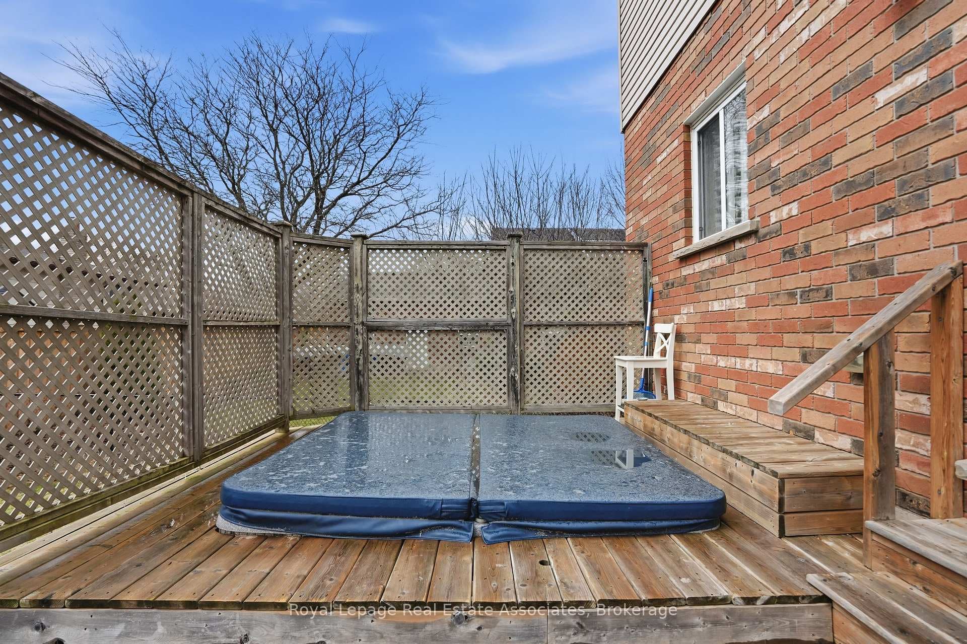 486 Delaney Court - Detached photo 46 of 48 in Burlington, Ontario