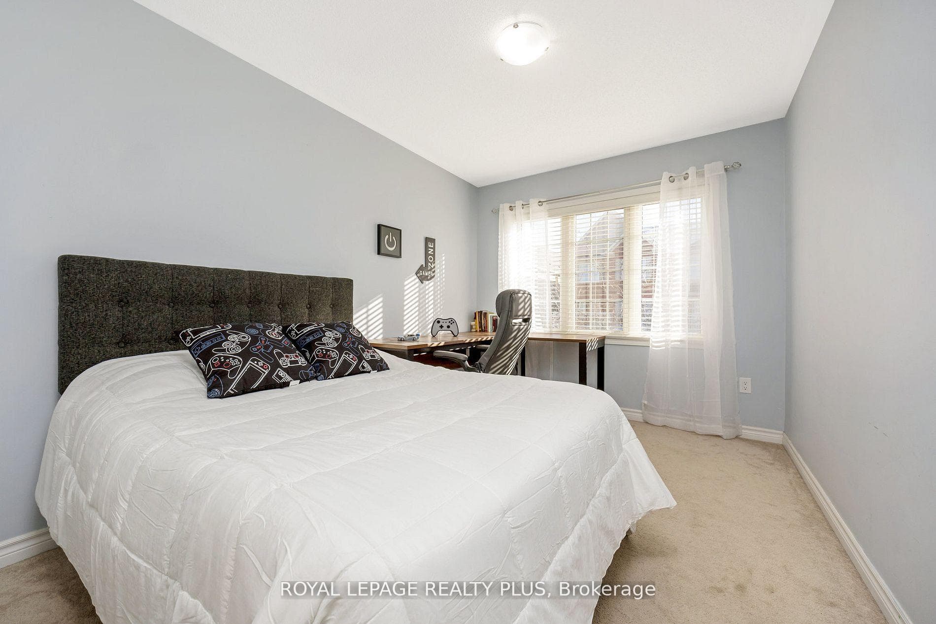 1542 Gainer Crescent - Townhouse photo 24 of 40 in Milton, Ontario