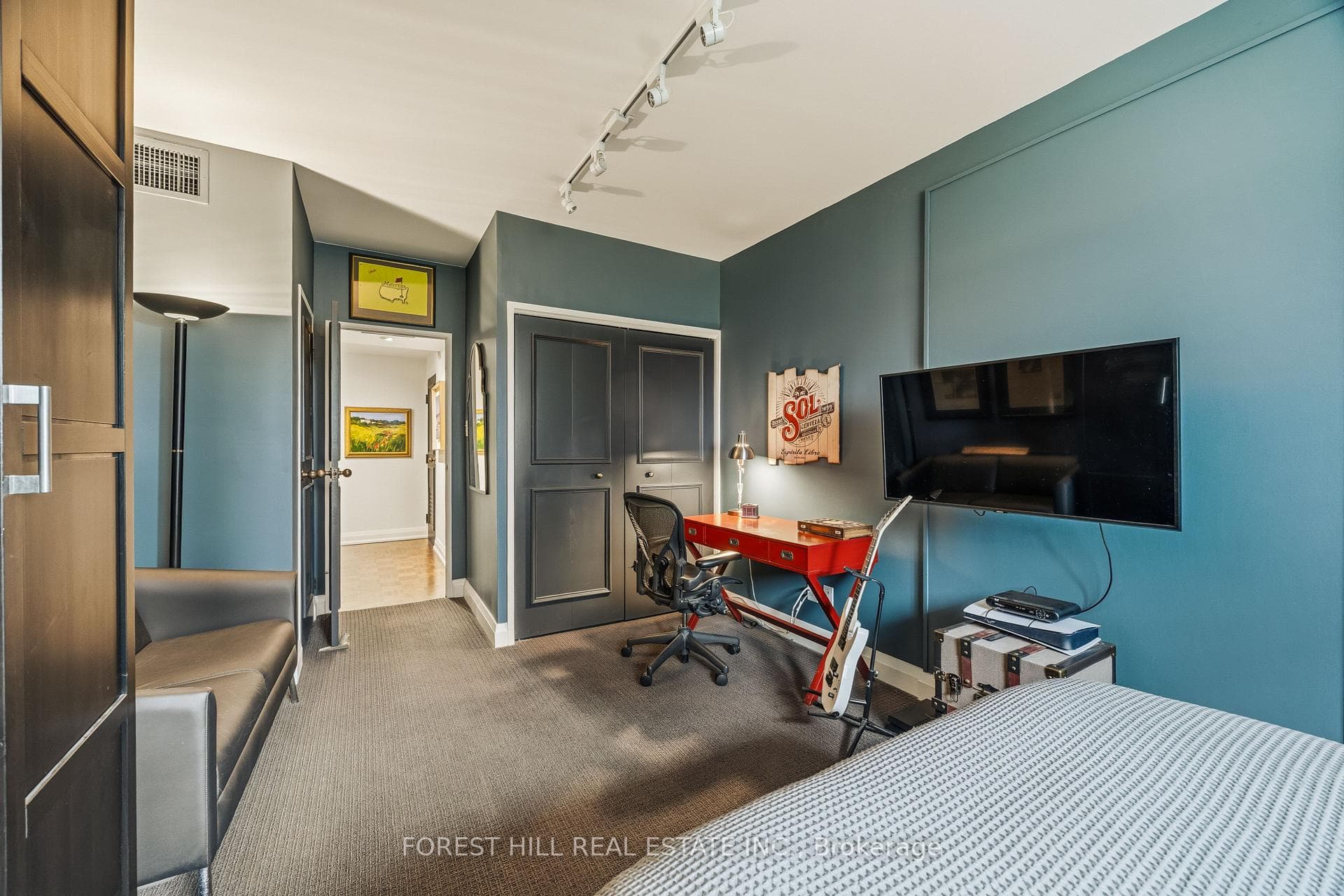 616 Avenue Road Unit 402 - Condo photo 18 of 22 in Annex / Yorkville / Summerhill, Ontario