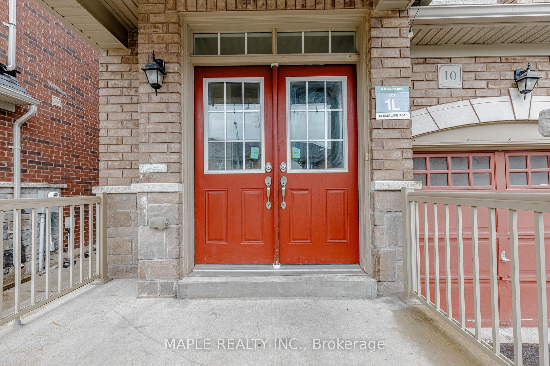 10 Eastlake Road - Semi-Detached photo 4 of 50 in Brampton, Ontario