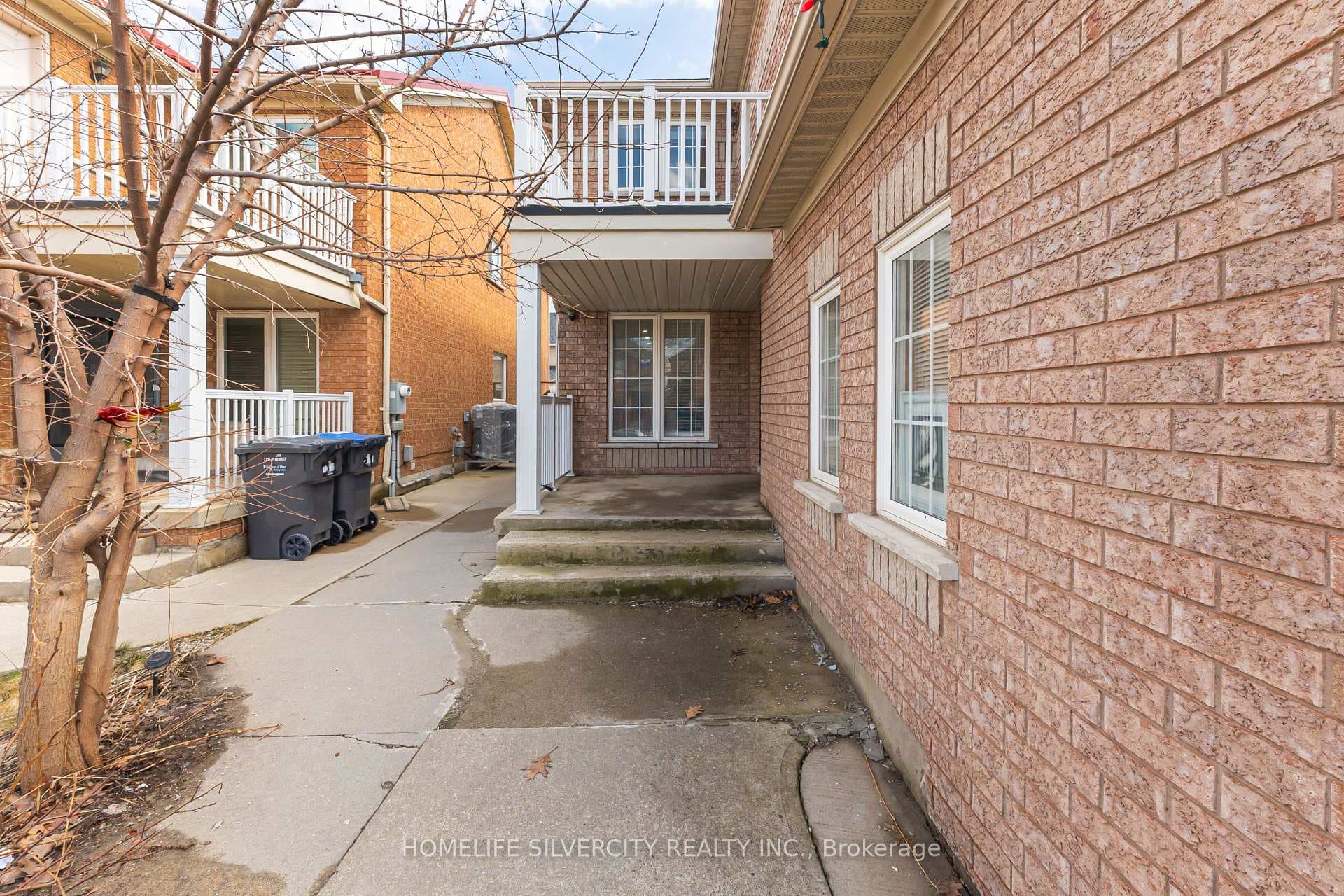 19 Vintage Gate - Detached photo 4 of 50 in Brampton, Ontario